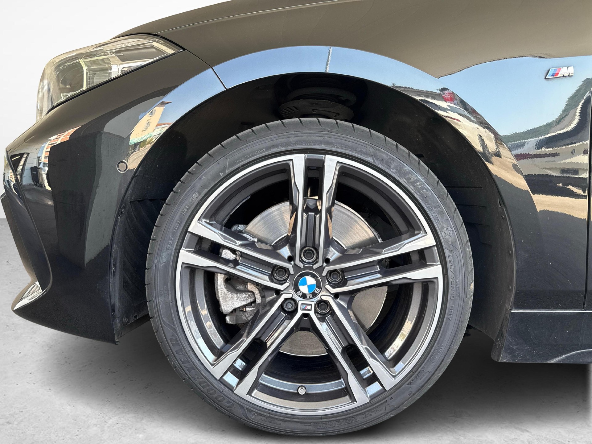 BMW 120d xDrive-image-16