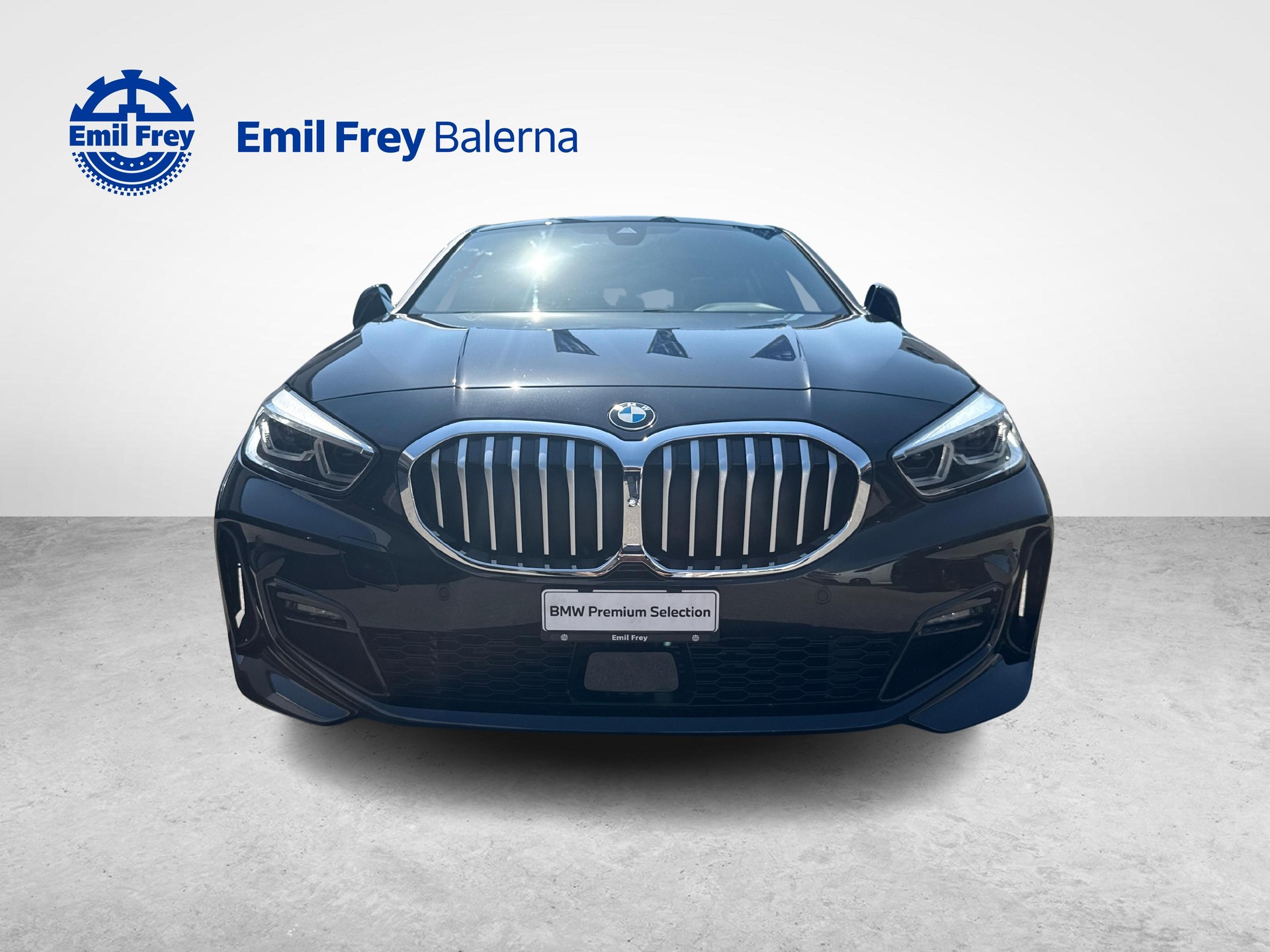BMW 120d xDrive-image-8
