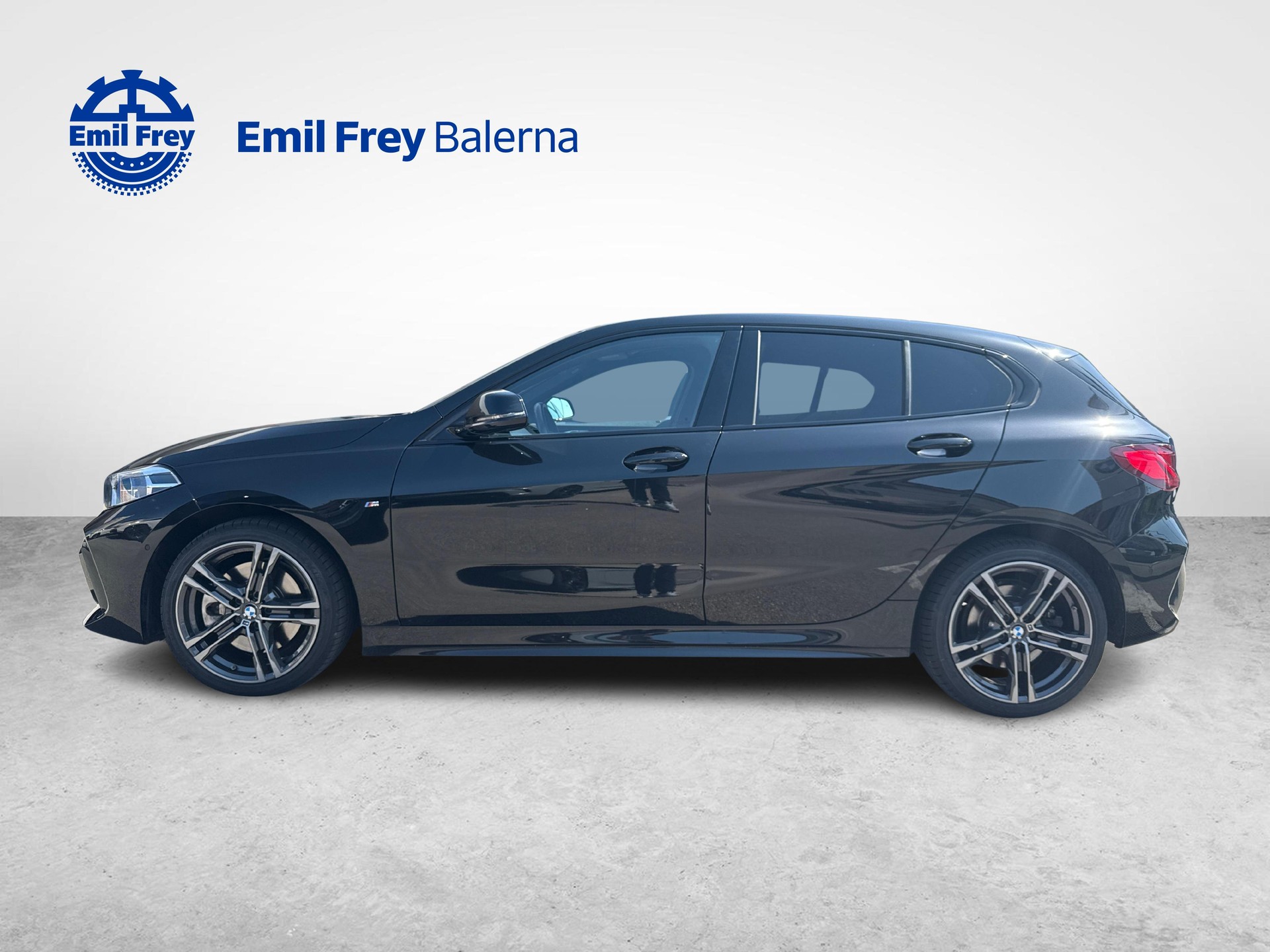 BMW 120d xDrive-image-2