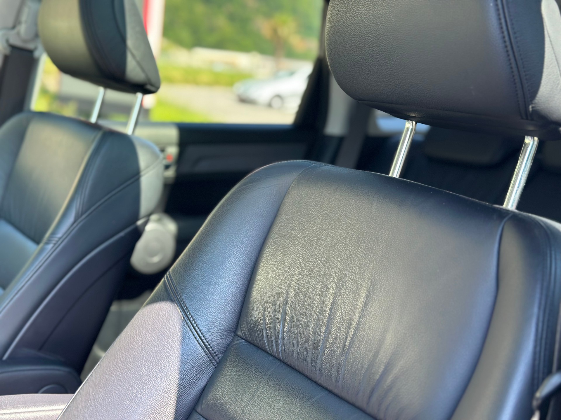 HONDA CR-V 2.0 4WD Executive-image-13