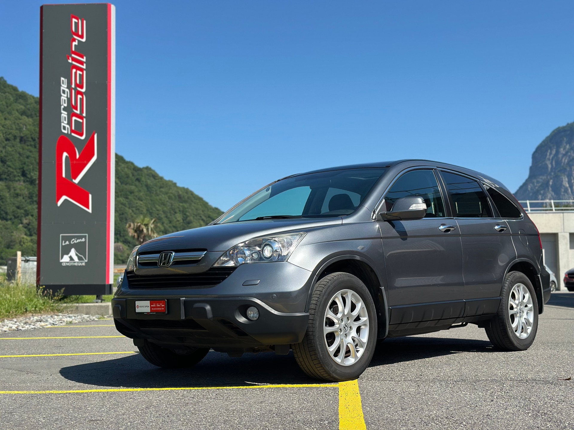 HONDA CR-V 2.0 4WD Executive-image-1