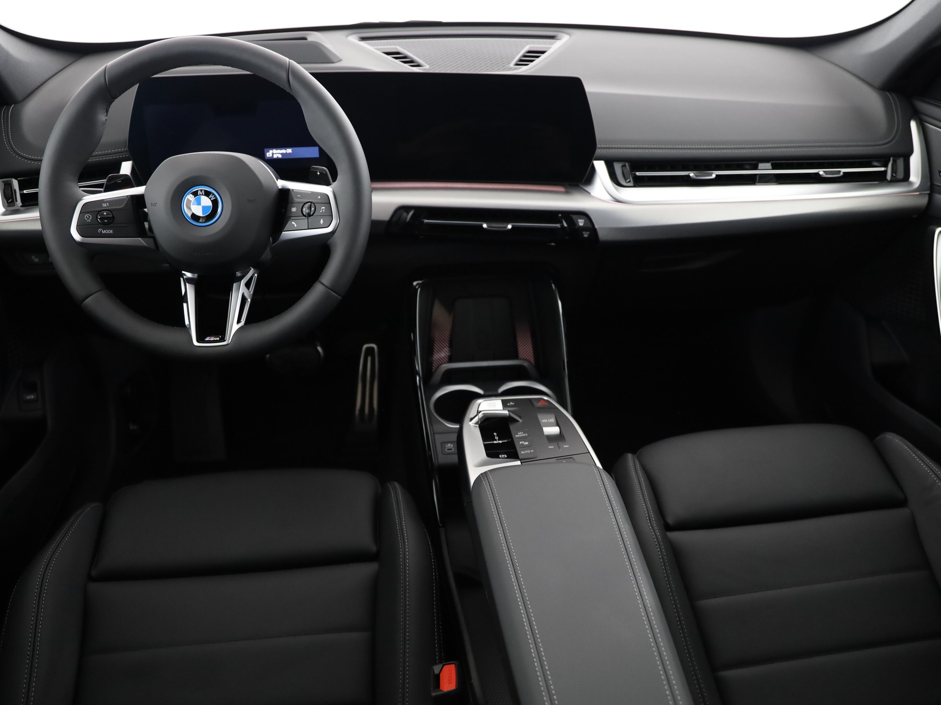 BMW X1 30e xDrive-image-16