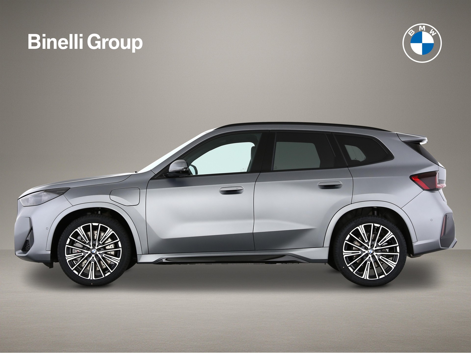 BMW X1 30e xDrive-image-2