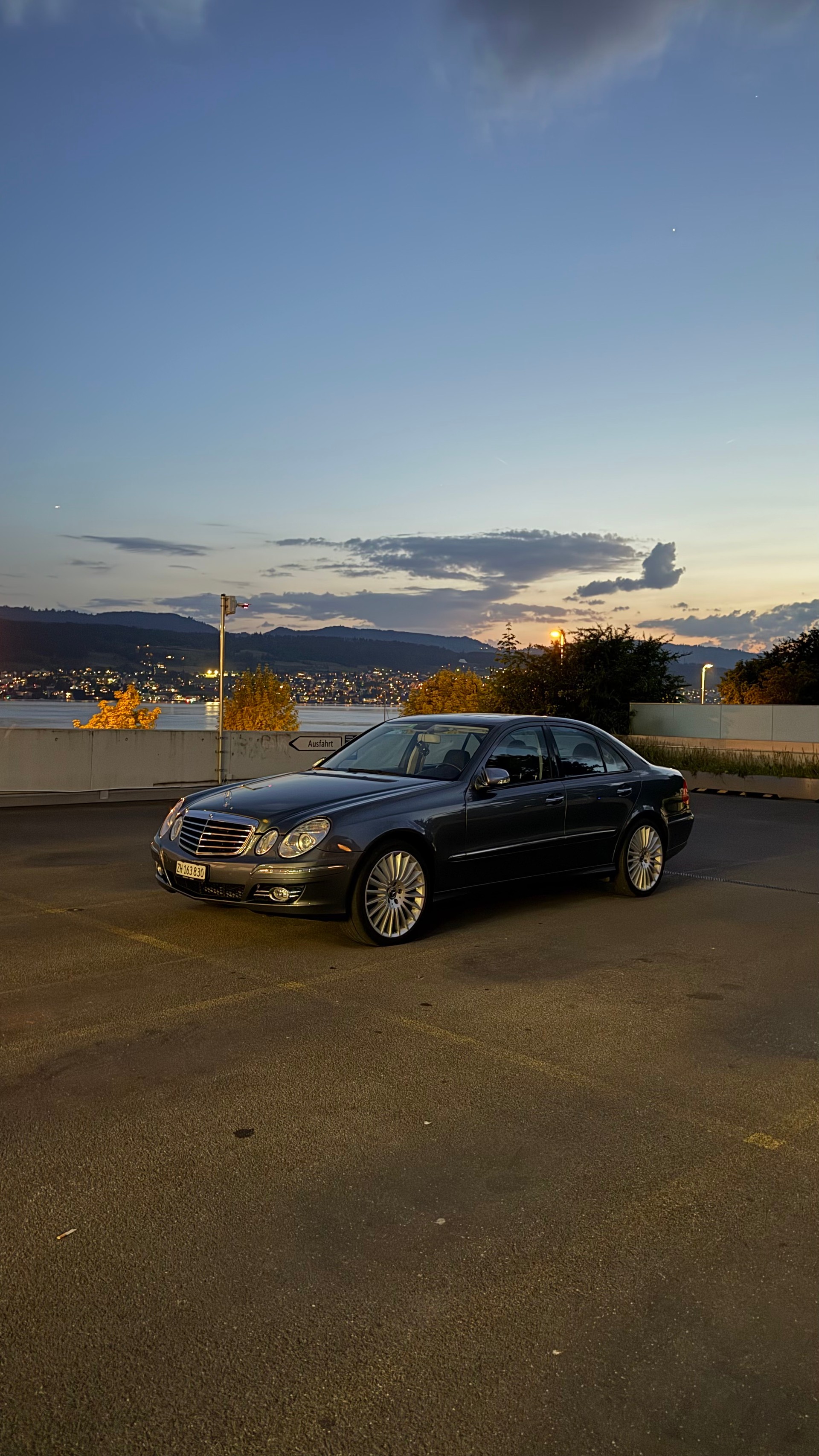 MERCEDES-BENZ E 350 V6 4matic-image-3