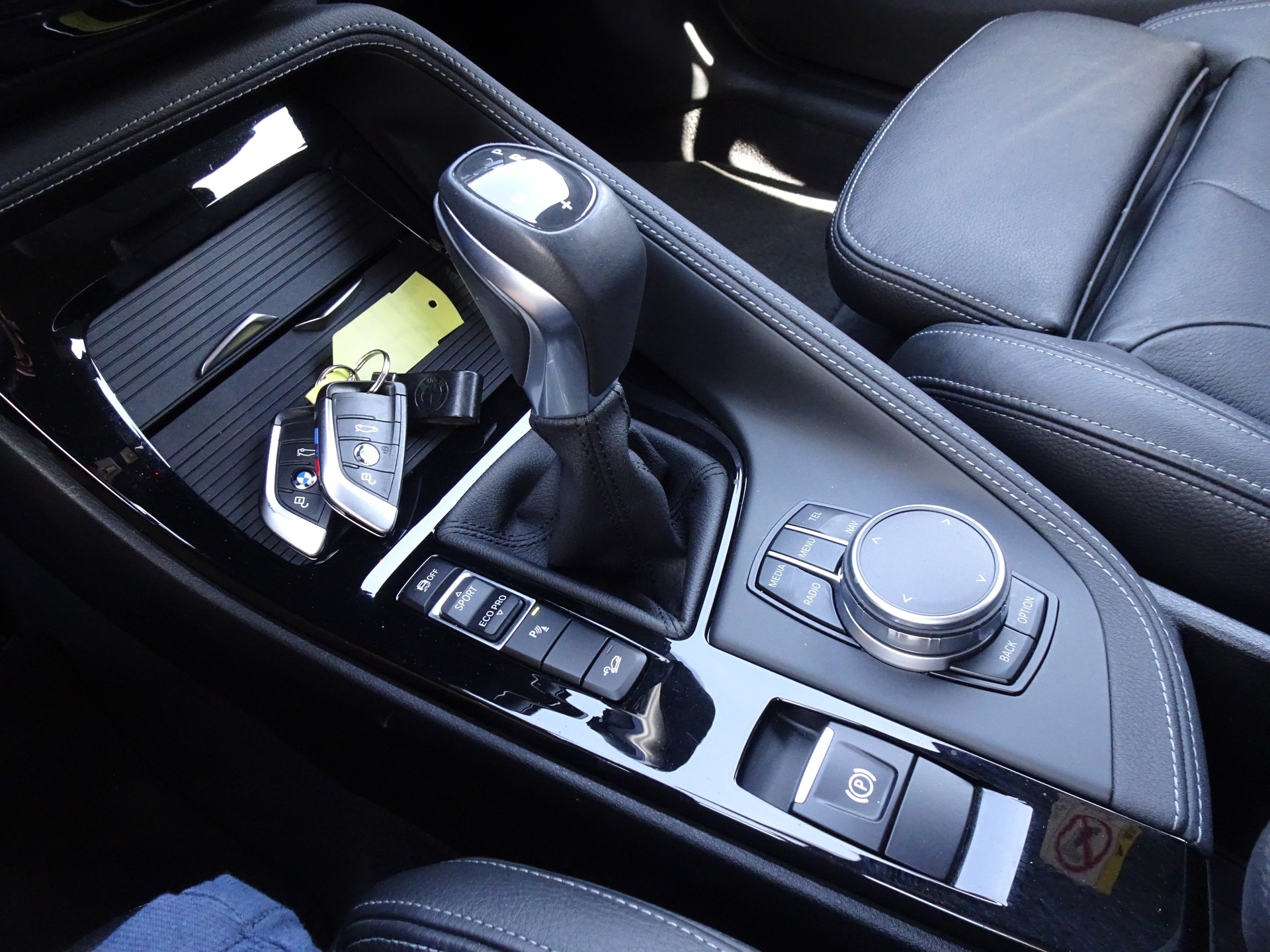 BMW X1 xDrive 25i M Sport Steptronic-image-12