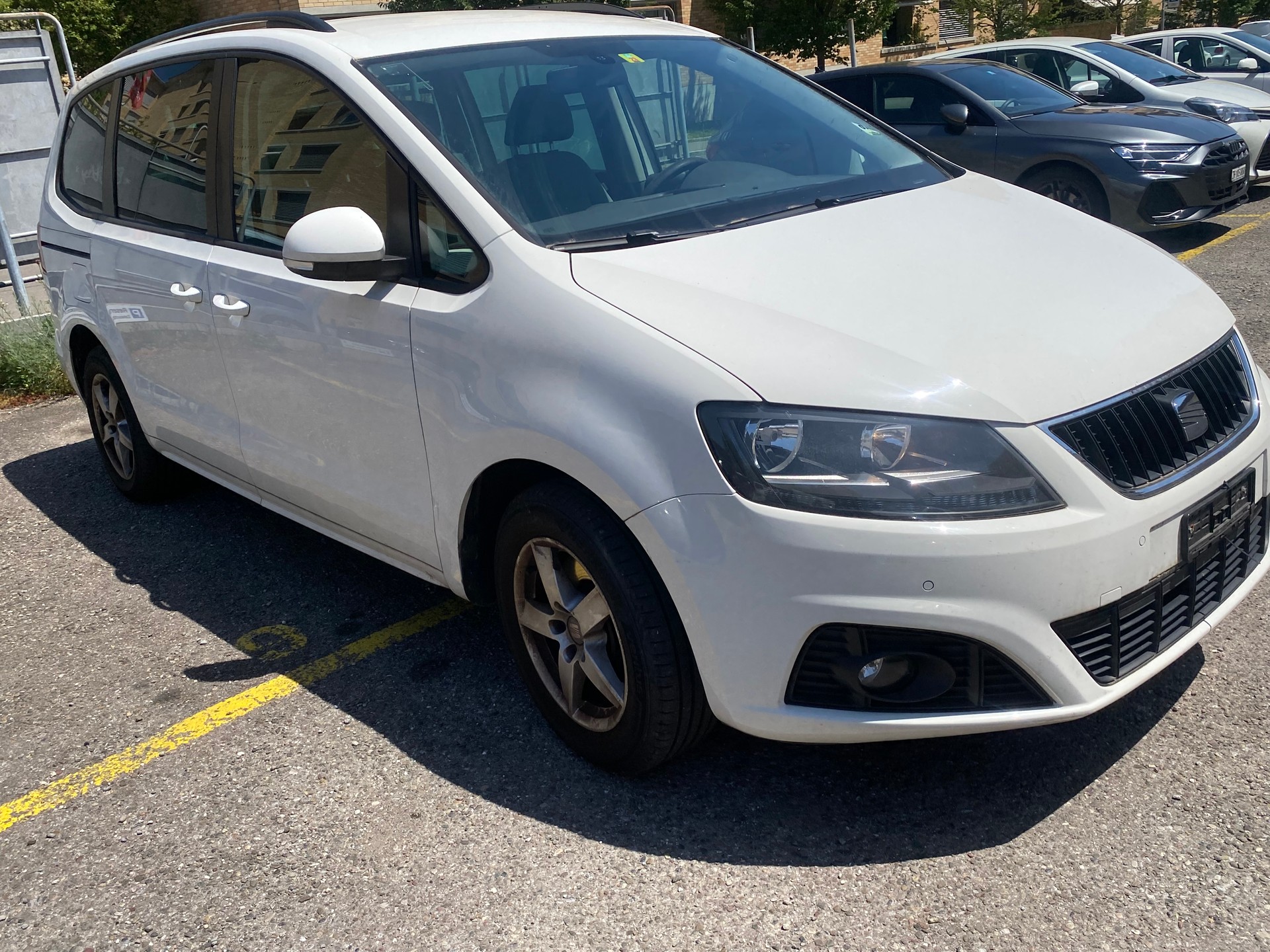 SEAT Alhambra 1.4 TSI Reference Eco-image-2