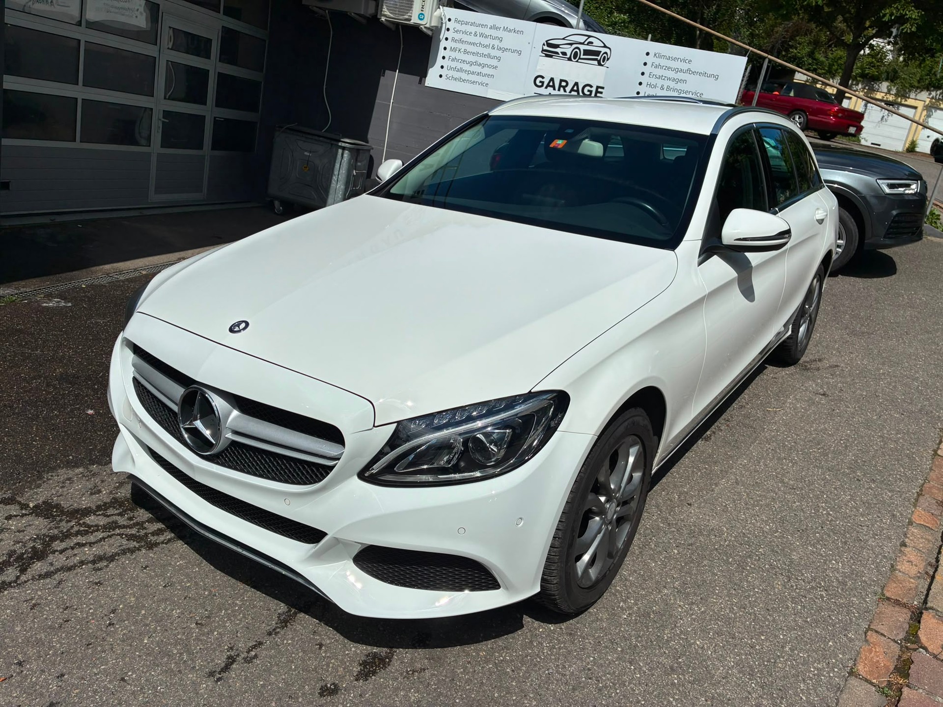 MERCEDES-BENZ C 200 4Matic 7G-Tronic-image-0