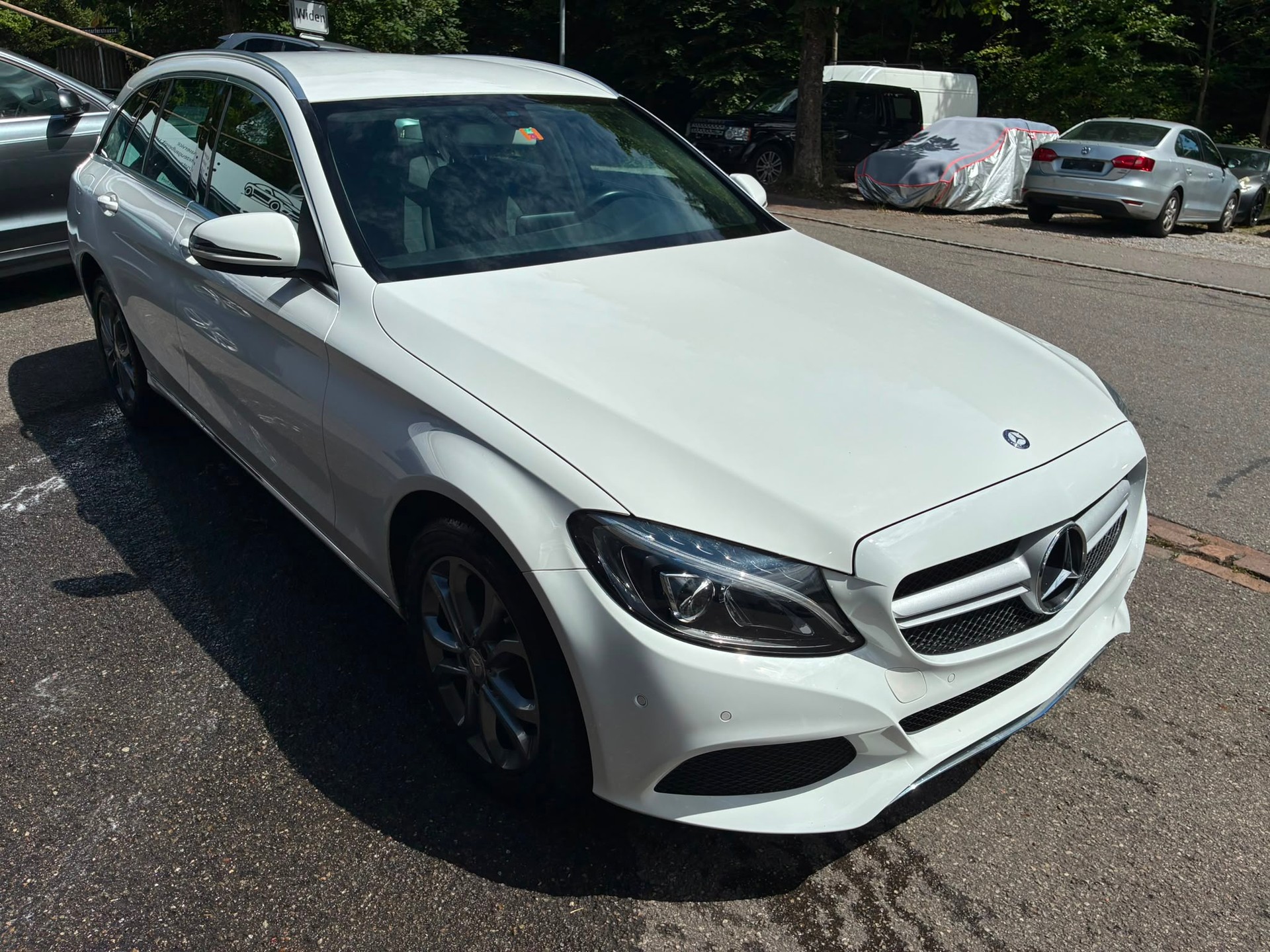 MERCEDES-BENZ C 200 4Matic 7G-Tronic-image-2