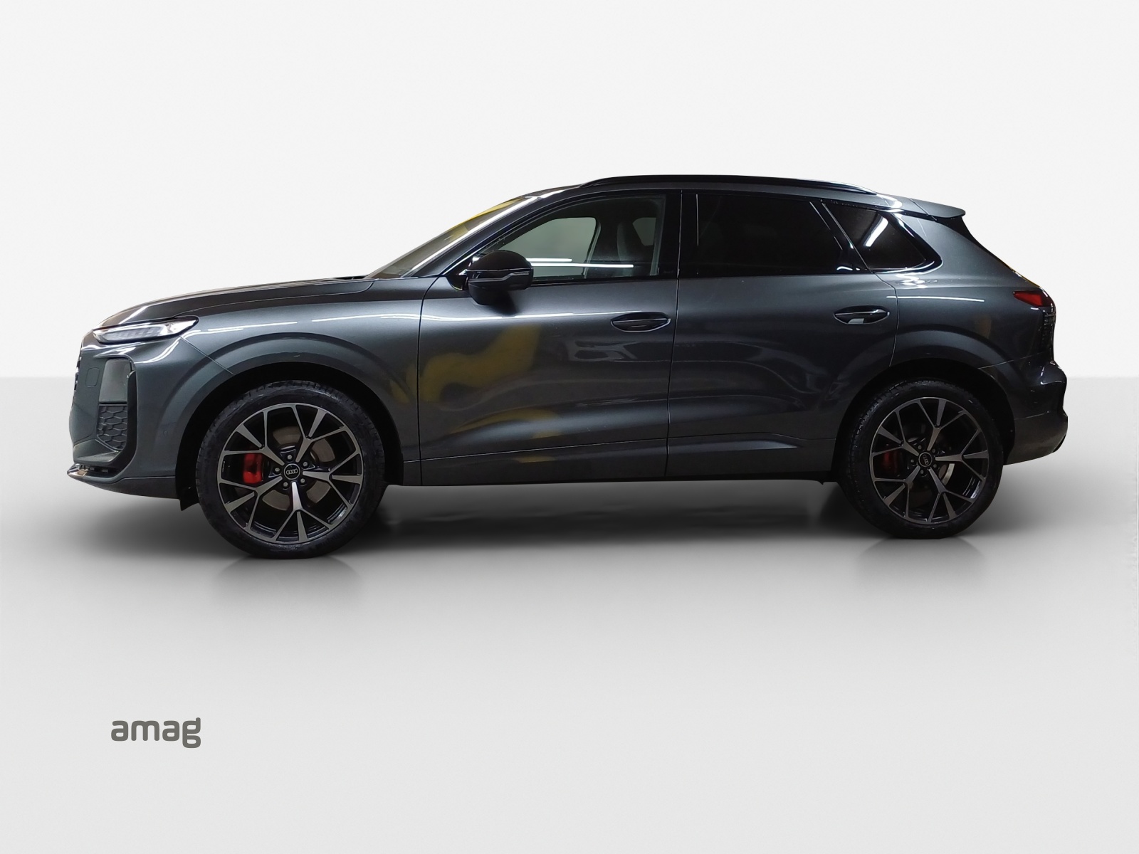 AUDI Q3 SUV TFSI quattro 195 kW S tronic-image-1