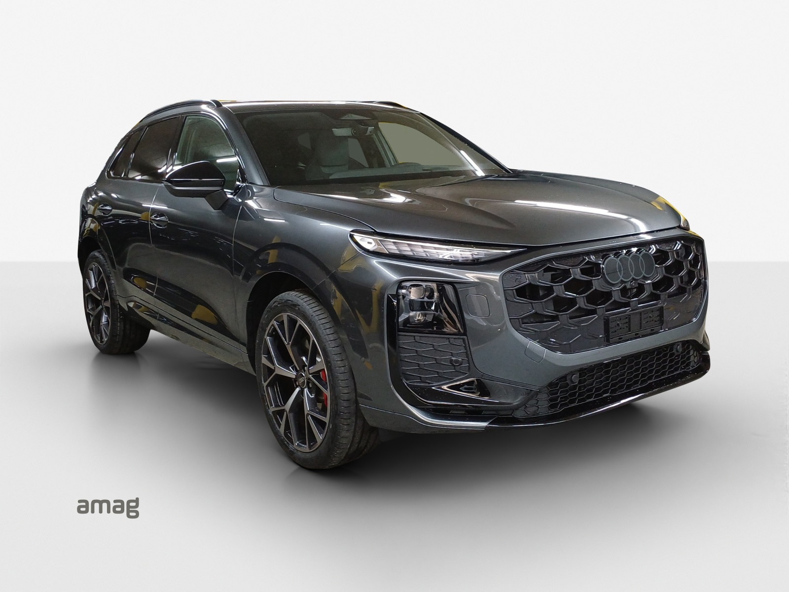 AUDI Q3 SUV TFSI quattro 195 kW S tronic-image-5