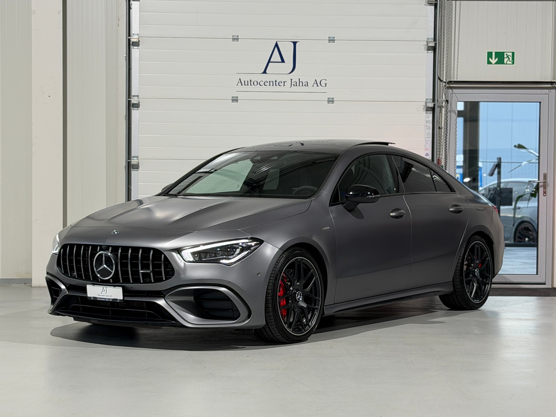 MERCEDES-BENZ CLA 45 S AMG 4Matic+ 8G-DCT - MAGNO GREYMATT-image-2