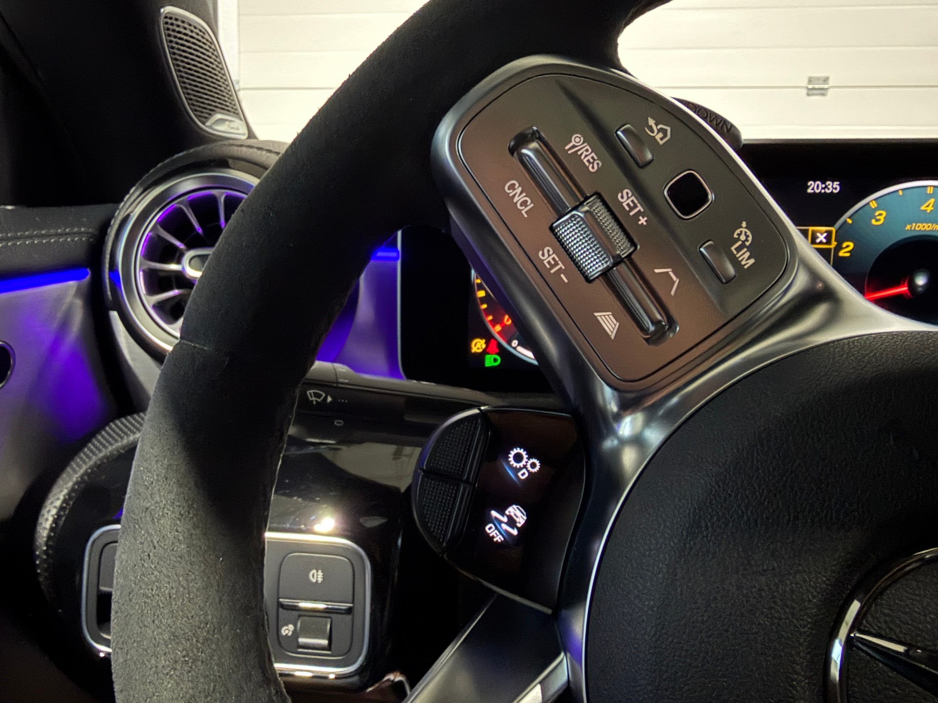 MERCEDES-BENZ CLA 45 S AMG 4Matic+ 8G-DCT - MAGNO GREYMATT-image-15