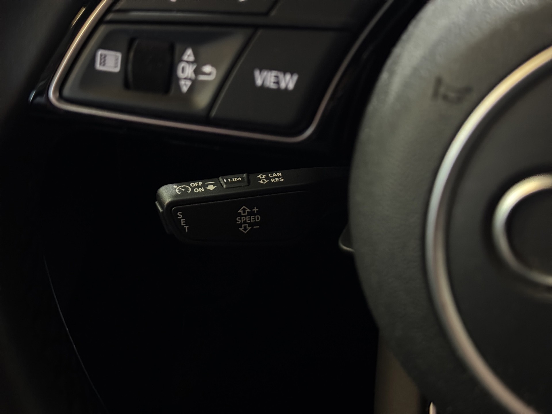 AUDI A1 Sportback 25 TFSI Business S-Line S-tronic-image-13