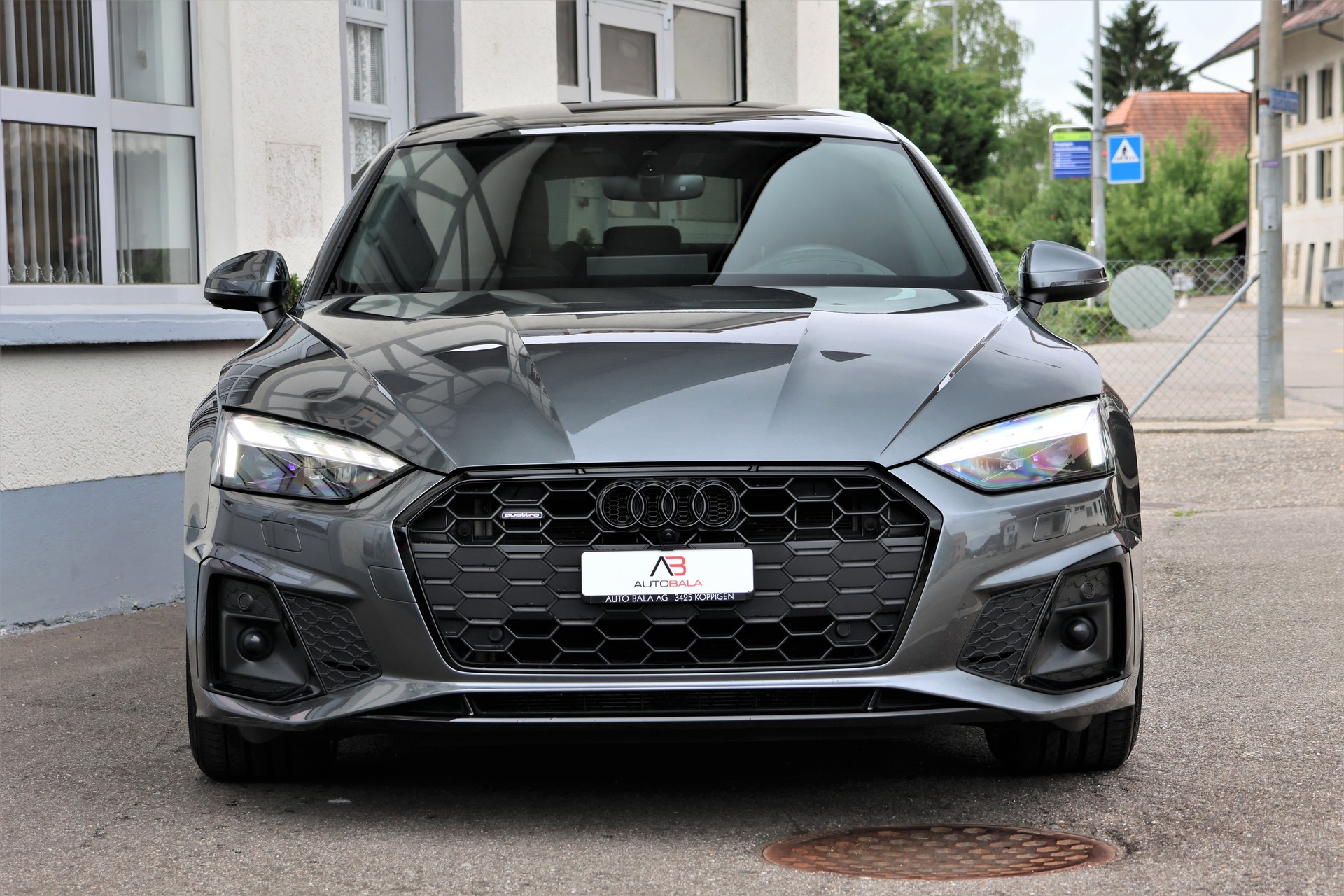 AUDI A5 Sportback 40 TDI S-Line Attraction quattro S-tronic (CH)-image-1