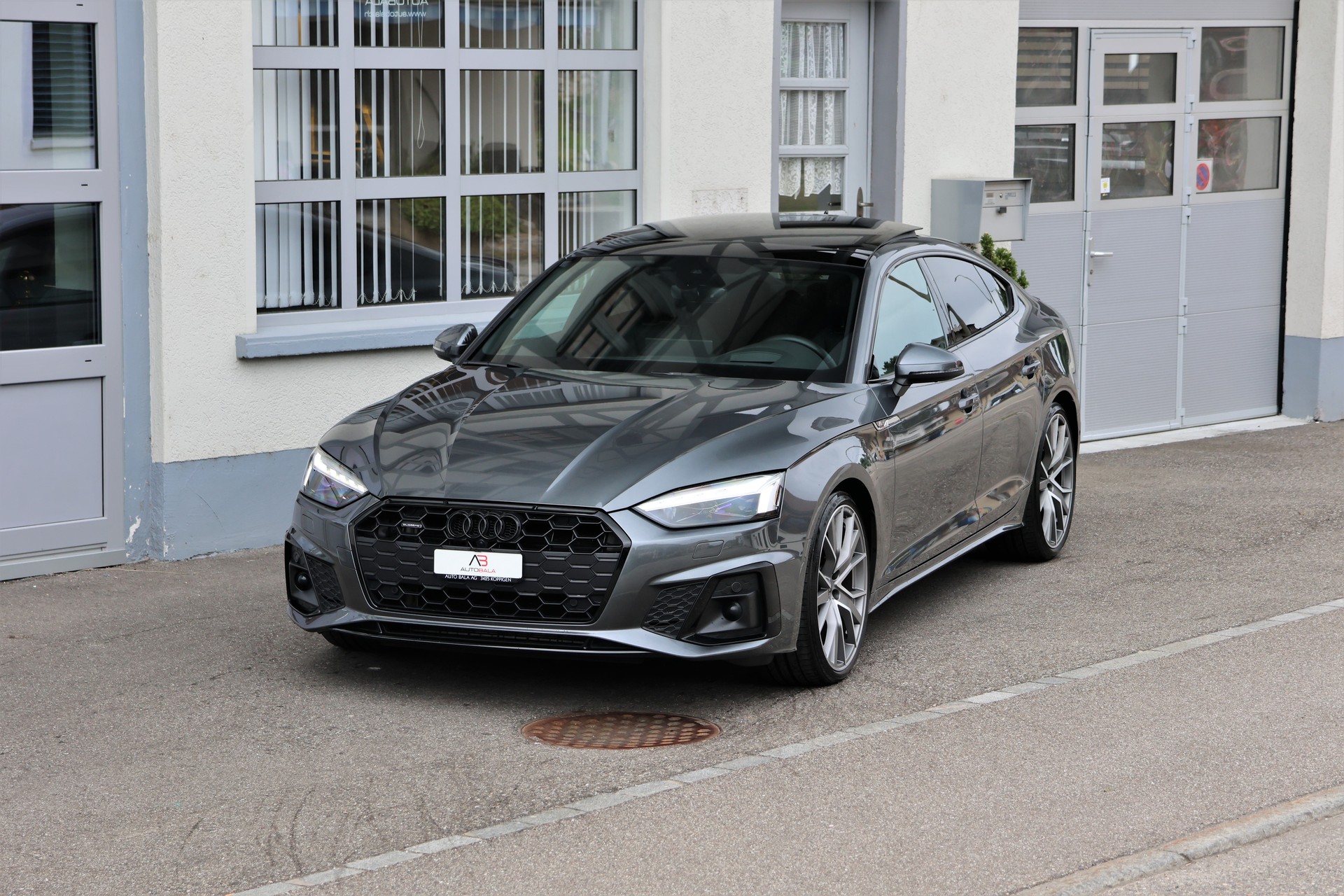 AUDI A5 Sportback 40 TDI S-Line Attraction quattro S-tronic (CH)-image-0