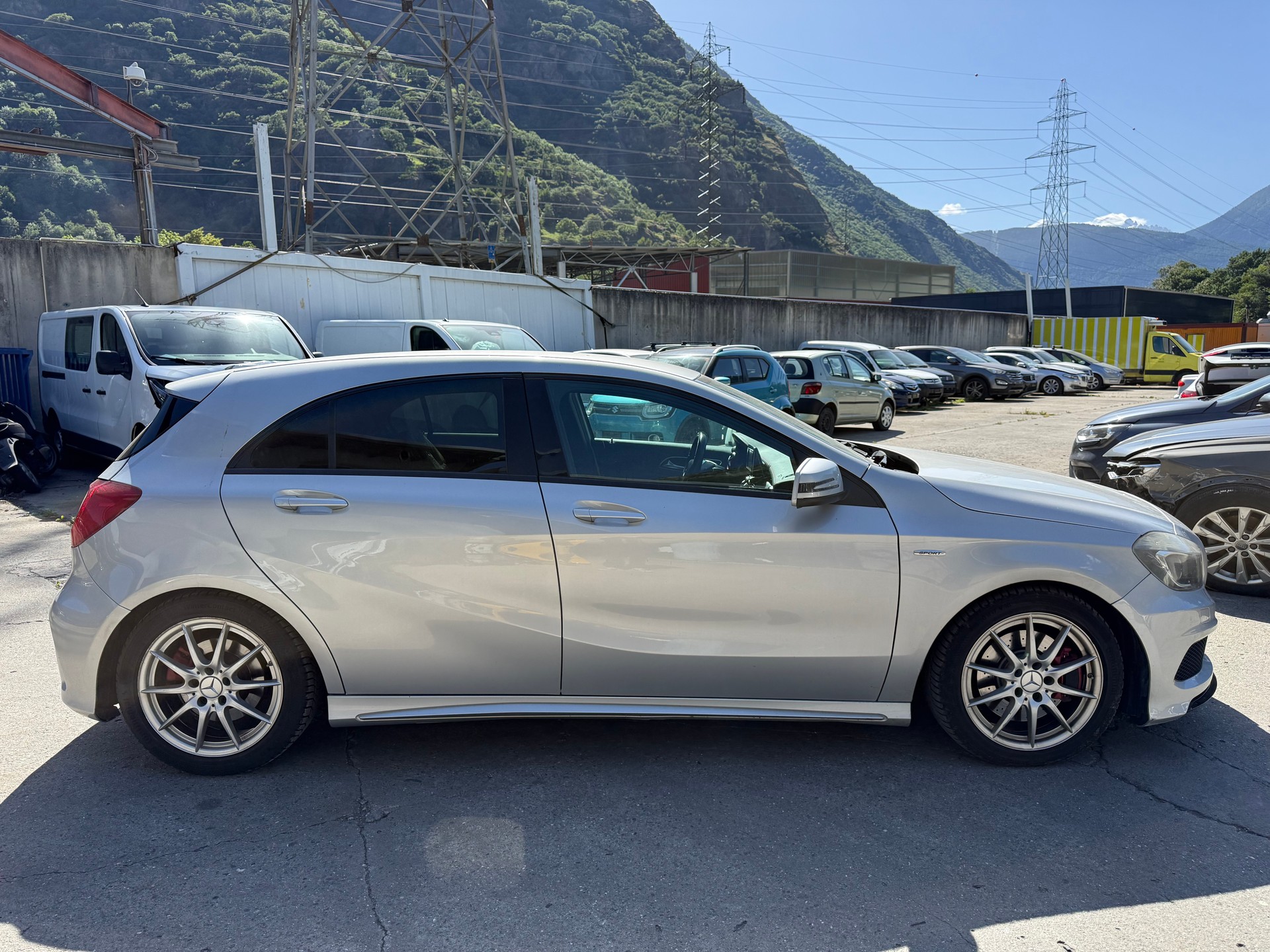 MERCEDES-BENZ A 250 Sport 7G-DCT-image-6