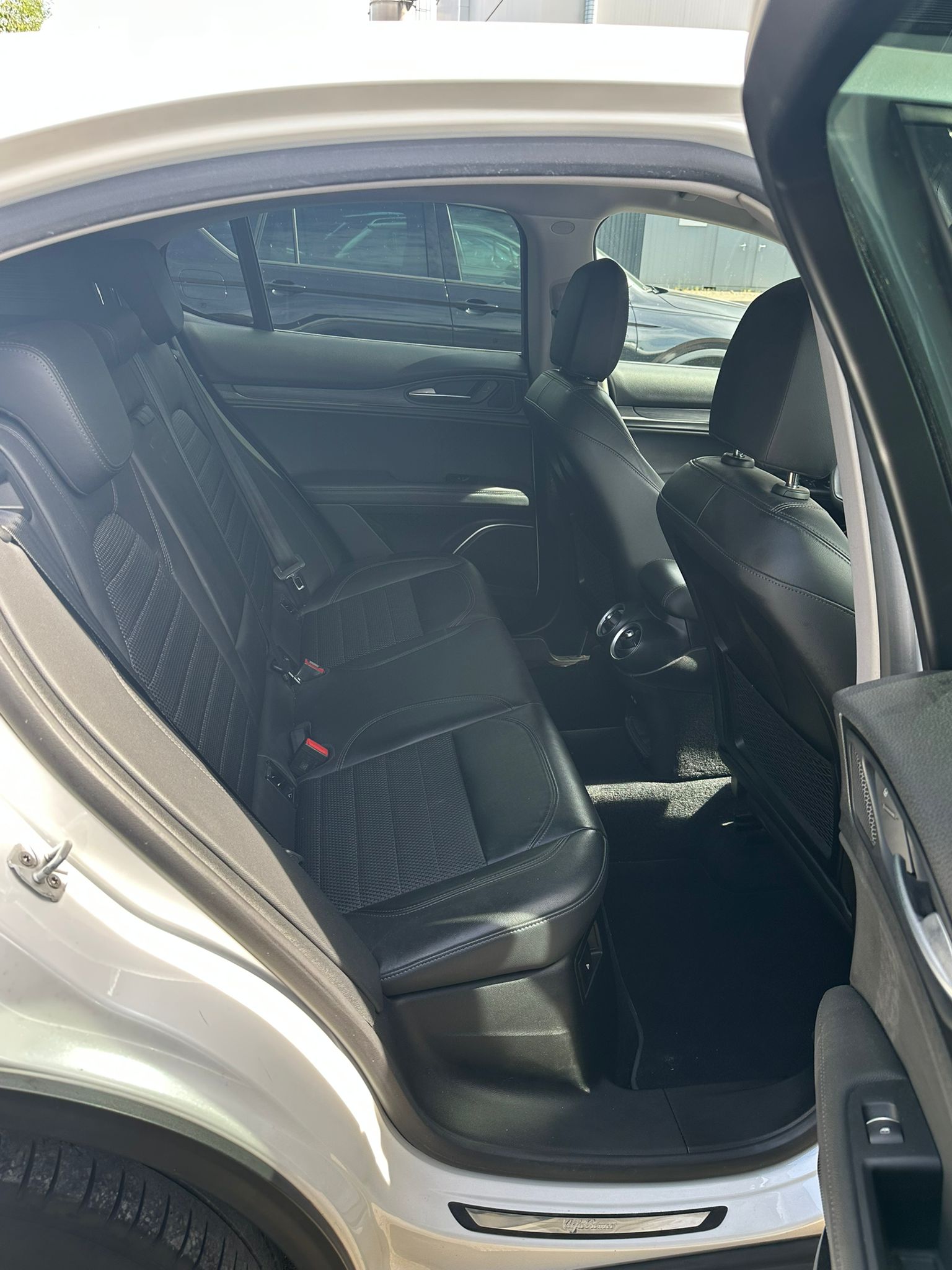 ALFA ROMEO Stelvio 2.2 JTDM Super Q4 Automatic-image-5