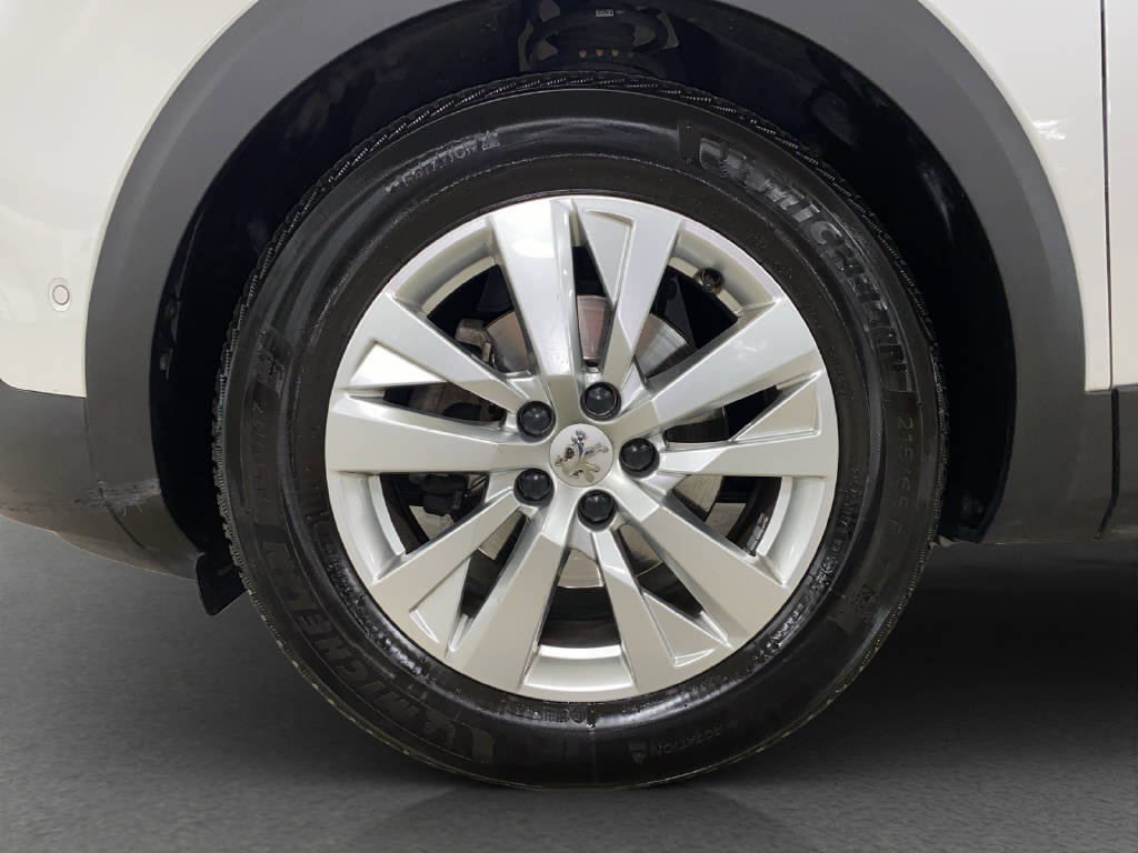 PEUGEOT 3008 1.6 THP GT Line-image-14
