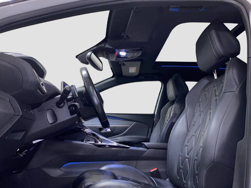 PEUGEOT 3008 1.6 THP GT Line-image-6
