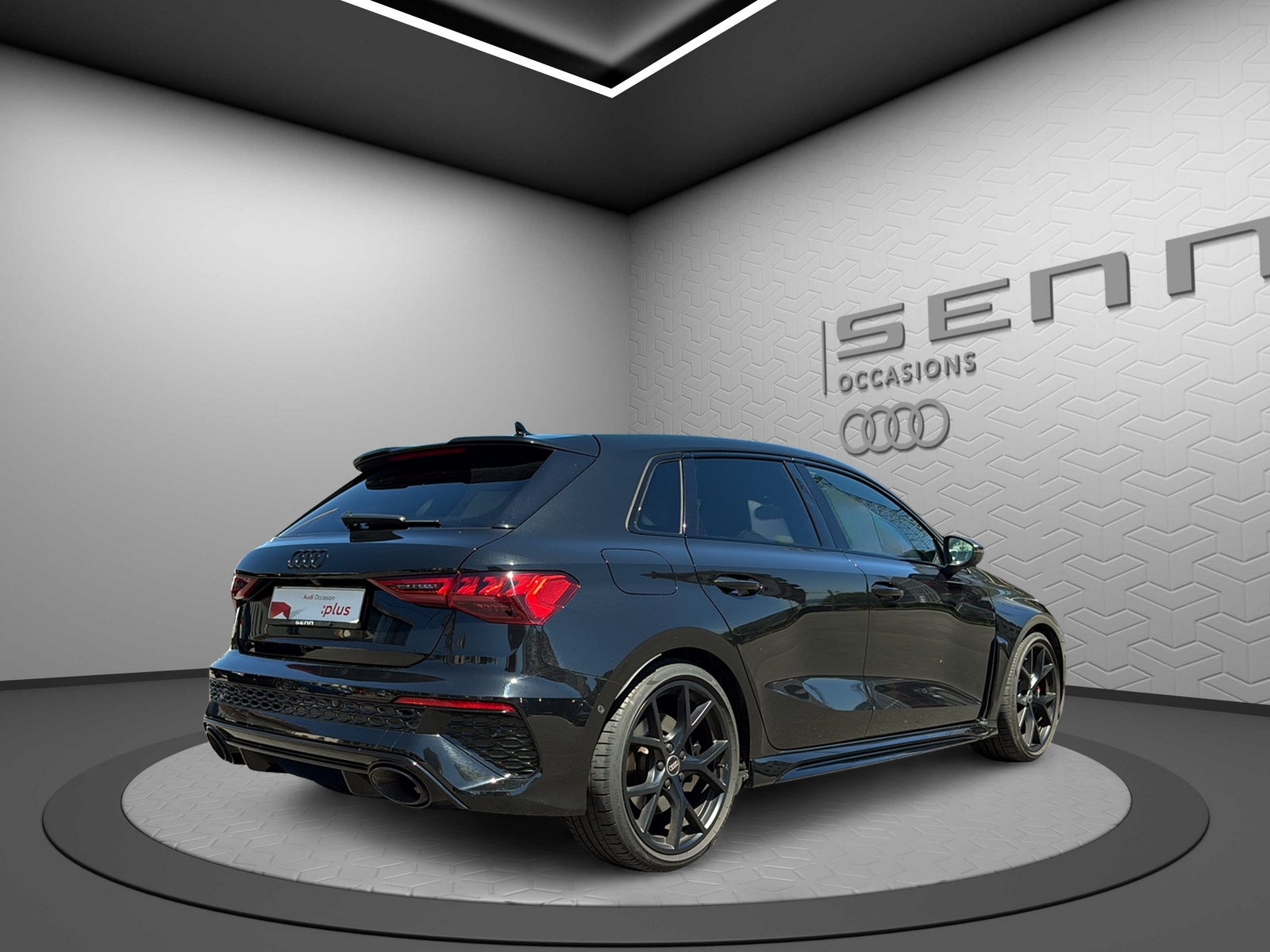 AUDI RS3 Sportback 2.5 TSI quattro S-tronic-image-5