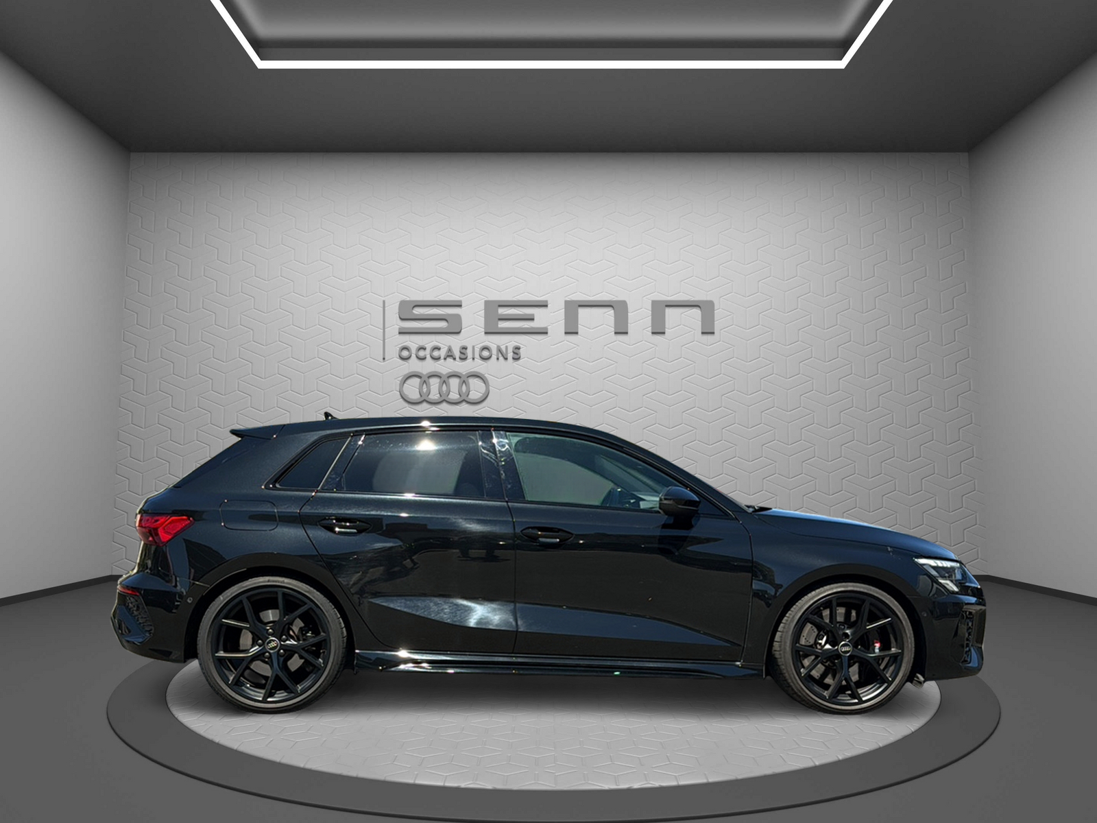 AUDI RS3 Sportback 2.5 TSI quattro S-tronic-image-6