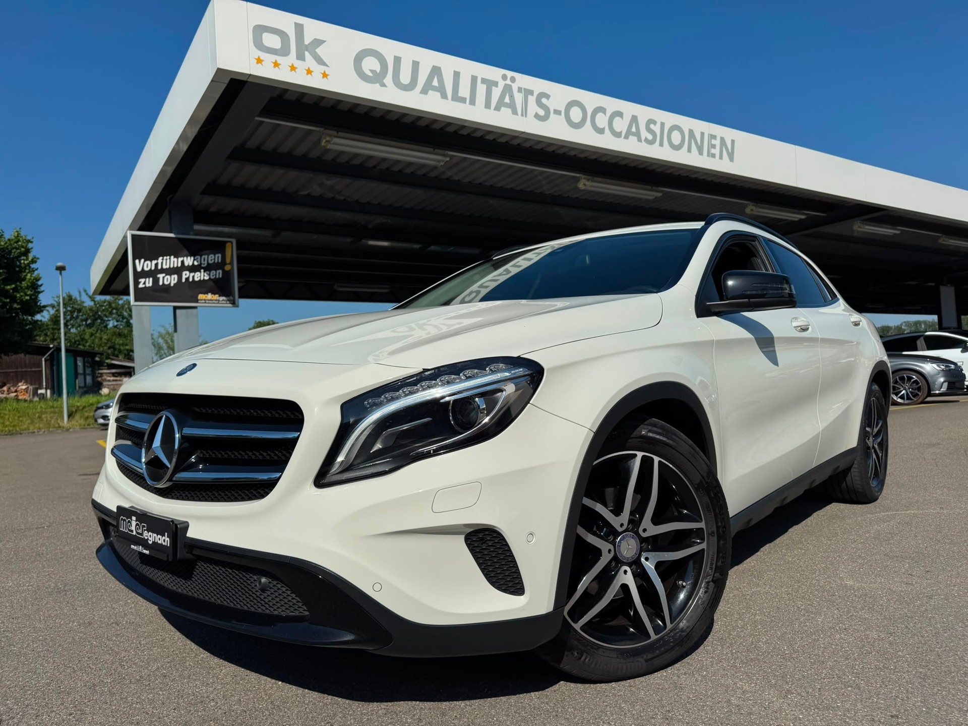 MERCEDES-BENZ GLA 200 Night Star 7G-DCT-image-0