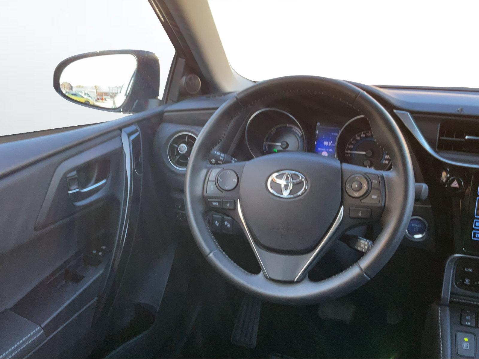 TOYOTA Auris 1.8 HSD Active-image-5