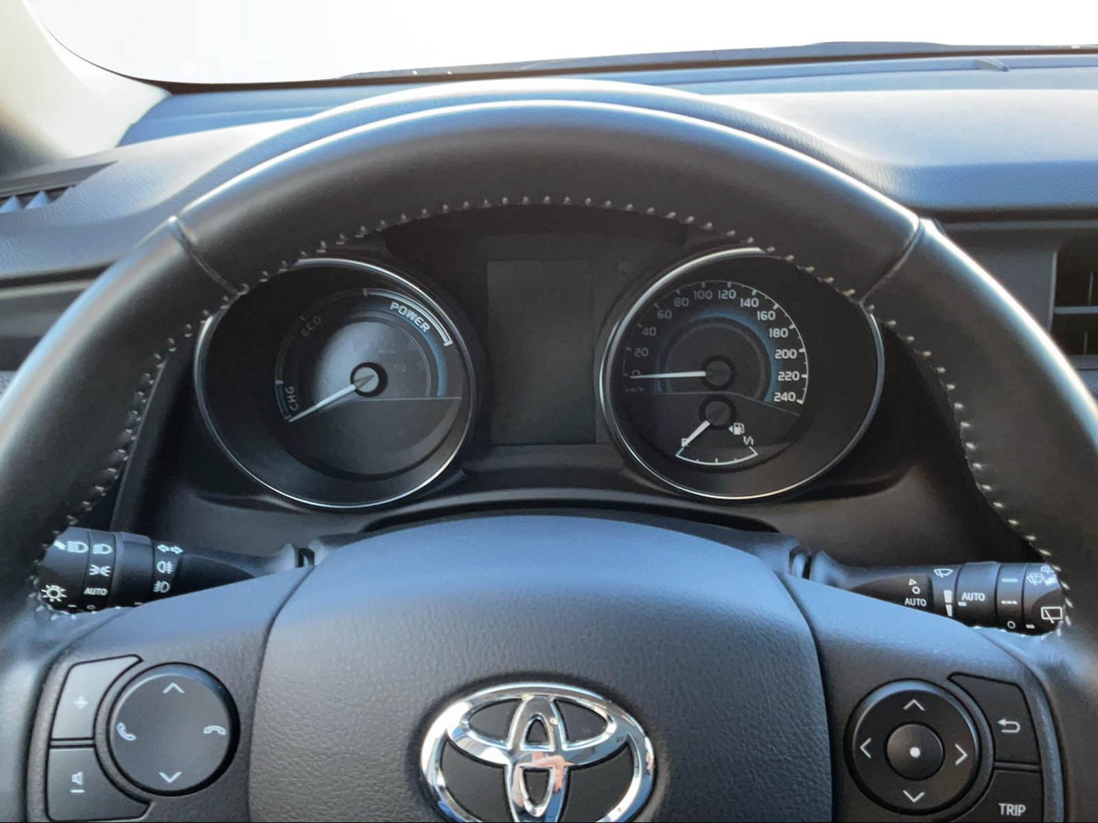 TOYOTA Auris 1.8 HSD Premium-image-2