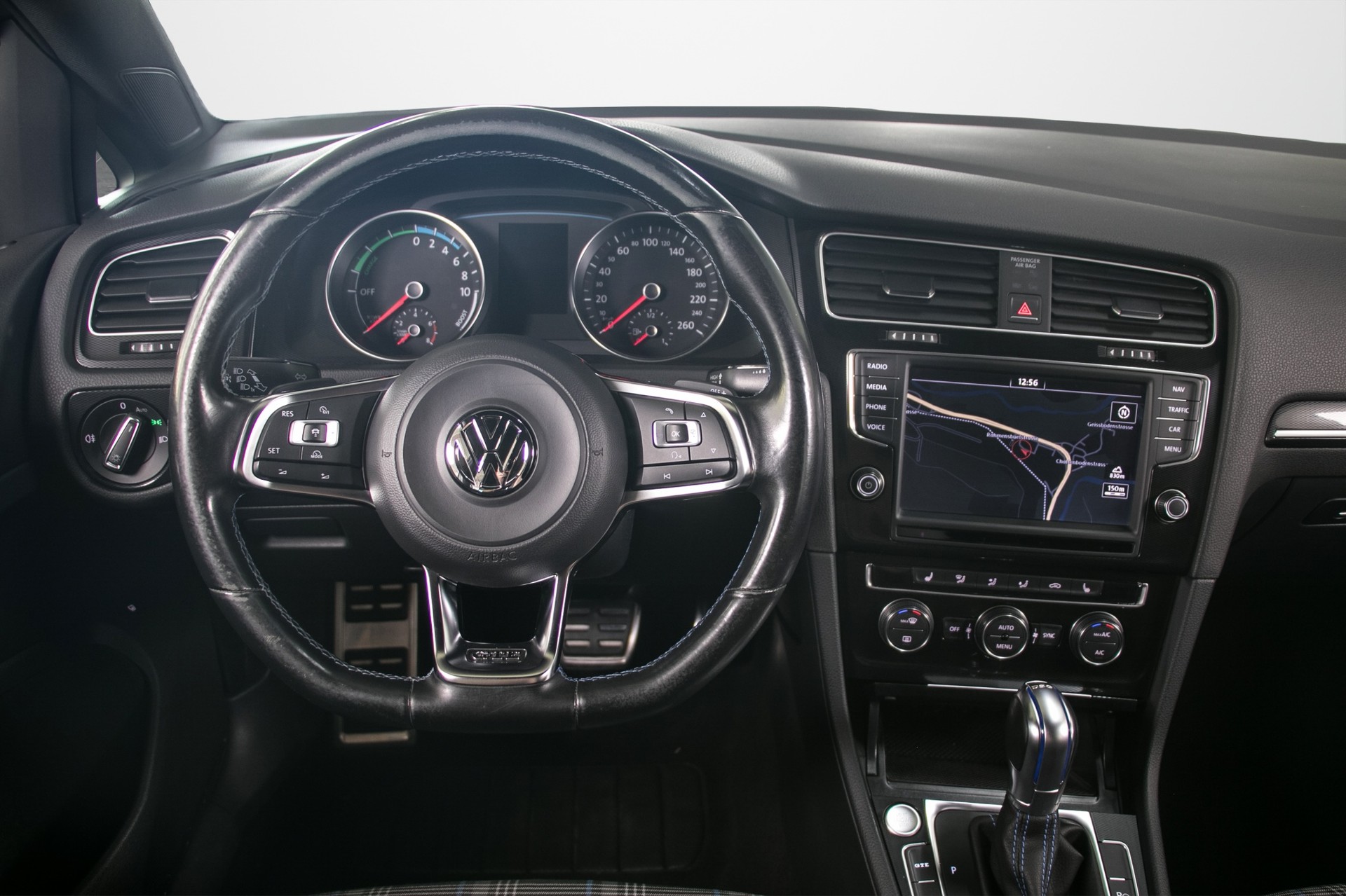 VW Golf 1.4 TSI GTE DSG-image-4