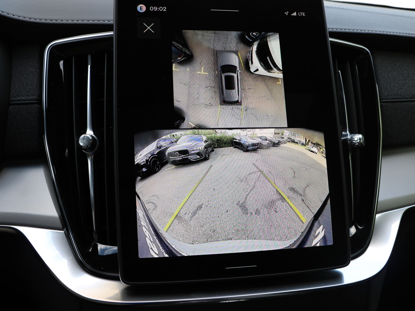 VOLVO XC90 T8 AWD PluginHybrid Dark Edition Geartronic-image-20
