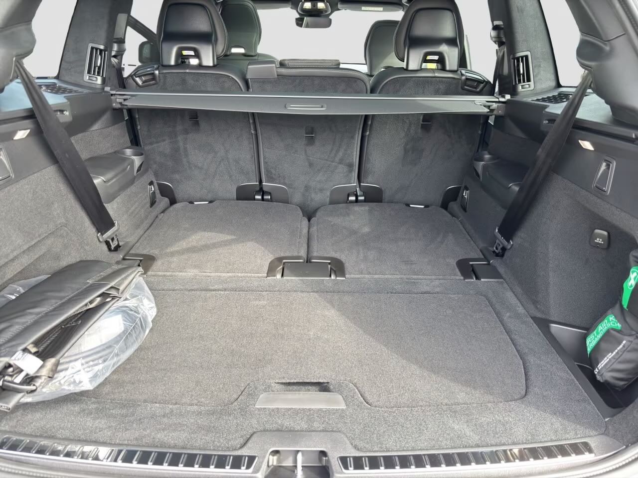 VOLVO XC90 T8 AWD PluginHybrid Dark Edition Geartronic-image-12