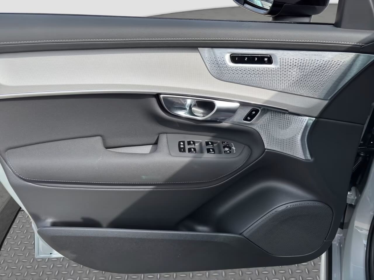 VOLVO XC90 T8 AWD PluginHybrid Dark Edition Geartronic-image-15
