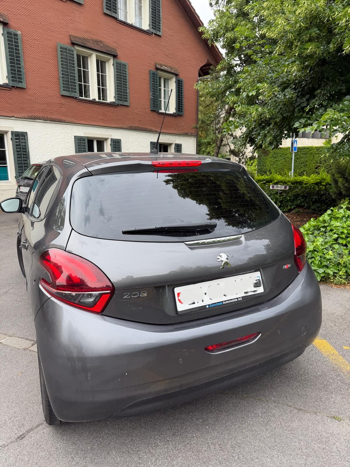 PEUGEOT 1.2 PureTech Signature S/S-image-4
