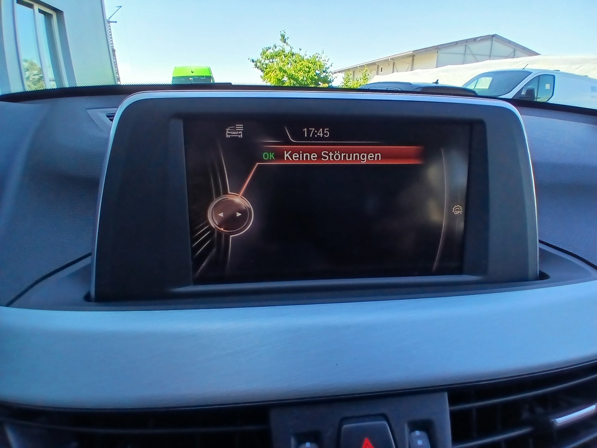 BMW X1 xDrive 20d xLine Steptronic-image-11