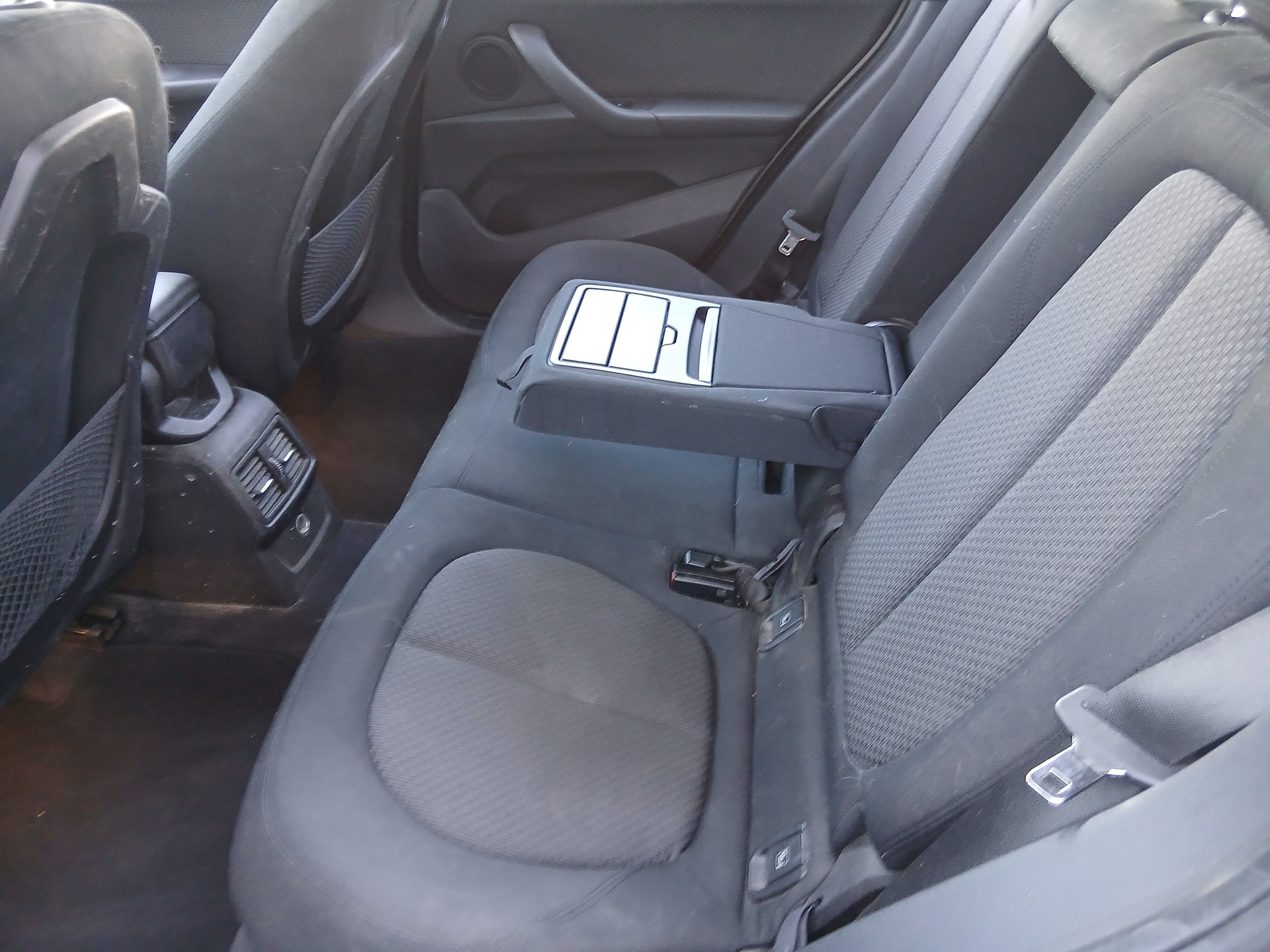 BMW X1 xDrive 20d xLine Steptronic-image-14