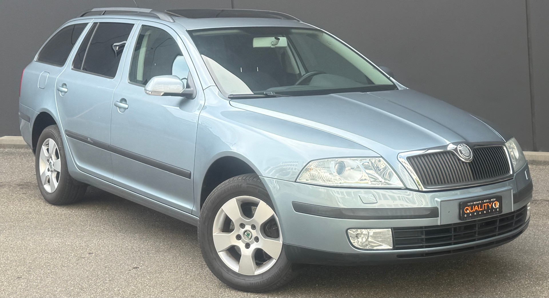 SKODA Octavia 2.0 FSI Adventure 4x4-image-0