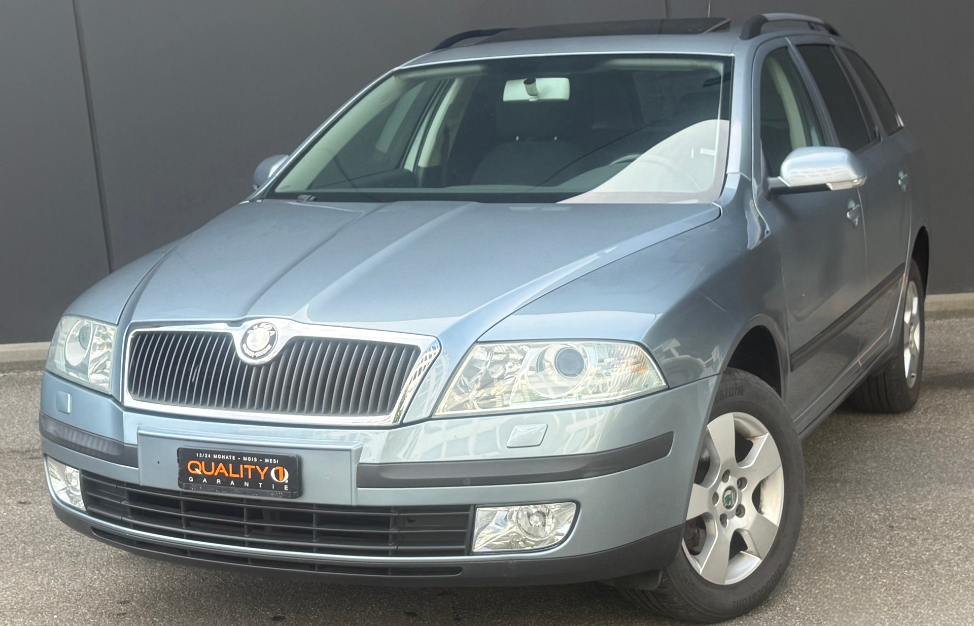 SKODA Octavia 2.0 FSI Adventure 4x4-image-1
