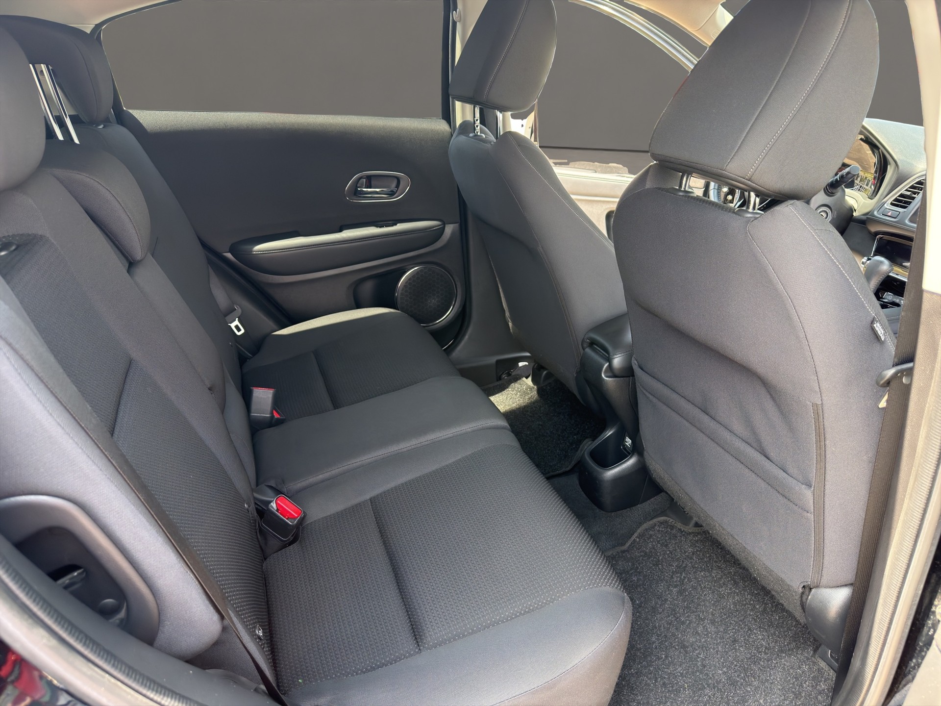 HONDA HR-V 1.5i-VTEC Elegance CVT-image-13