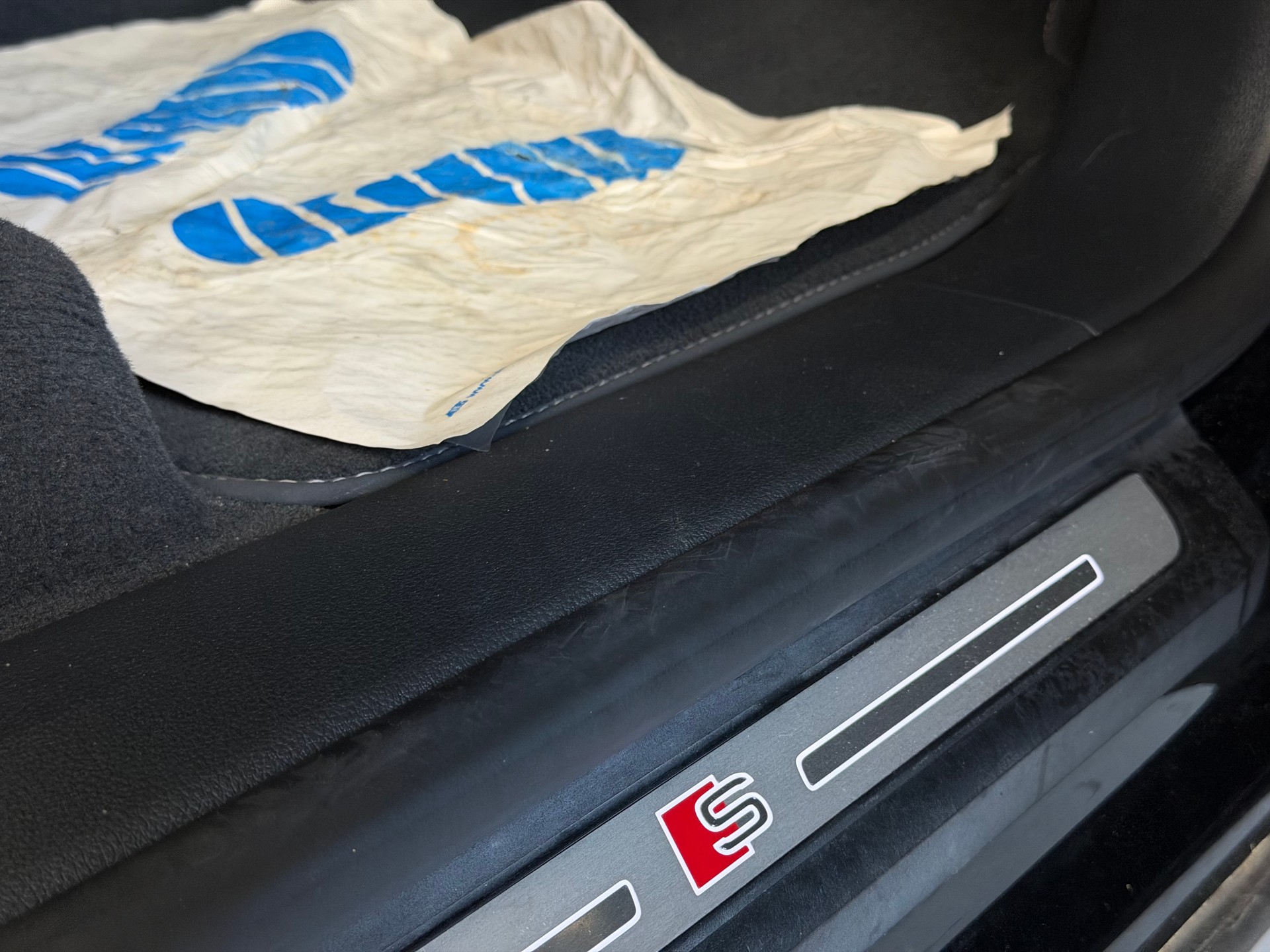 AUDI SQ8 TFSI quattro tiptronic | Frisch MFK | Ab Service | 8-fach bereift-image-16