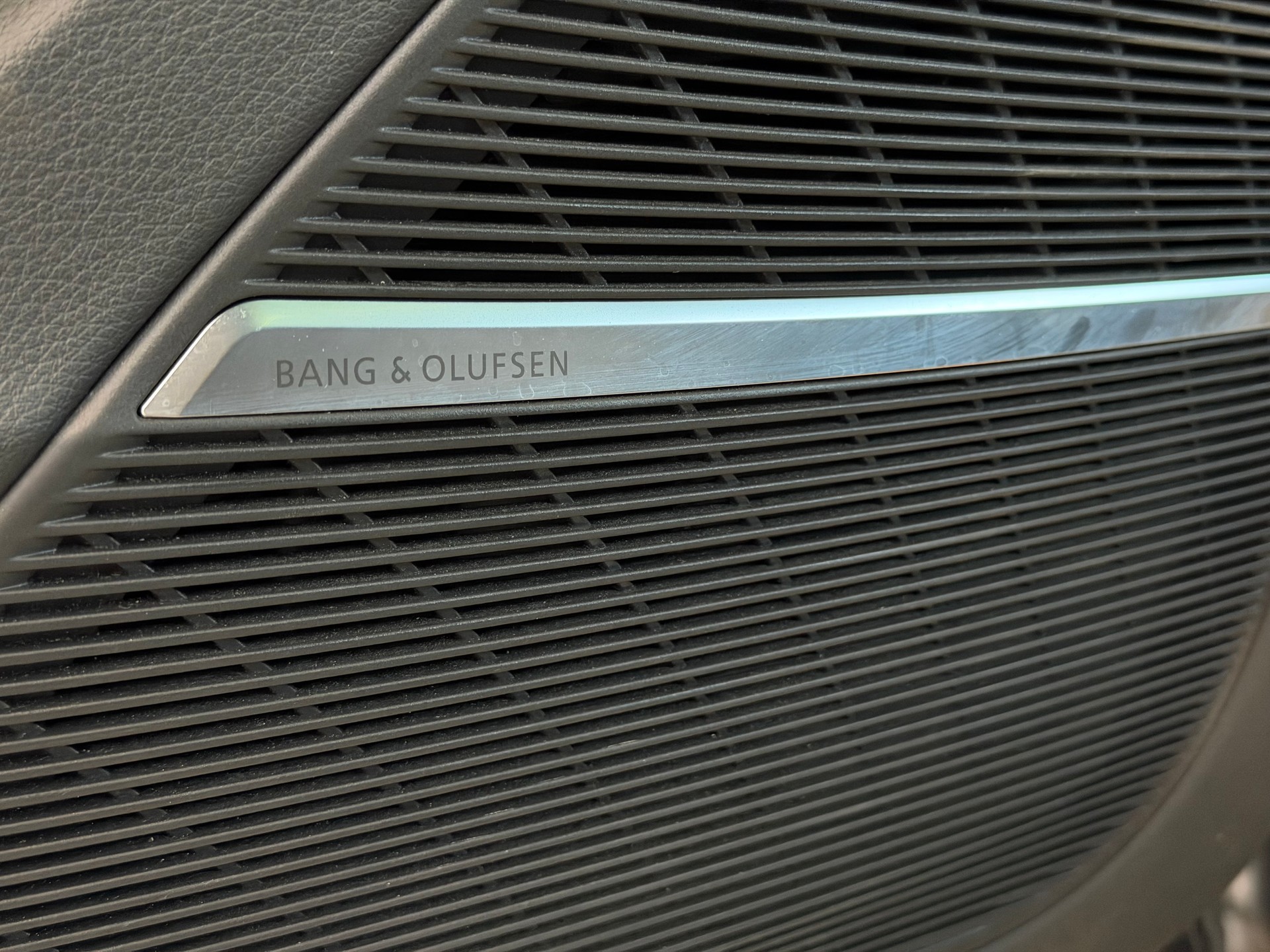AUDI SQ8 TFSI quattro tiptronic | Frisch MFK | Ab Service | 8-fach bereift-image-20