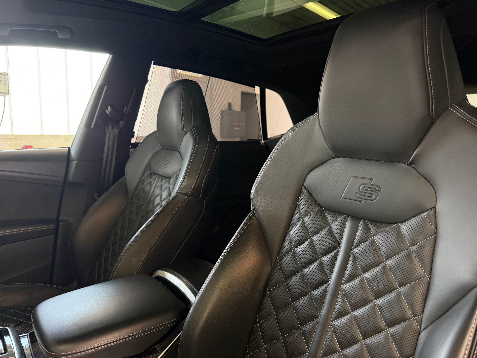 AUDI SQ8 TFSI quattro tiptronic | Frisch MFK | Ab Service | 8-fach bereift-image-12