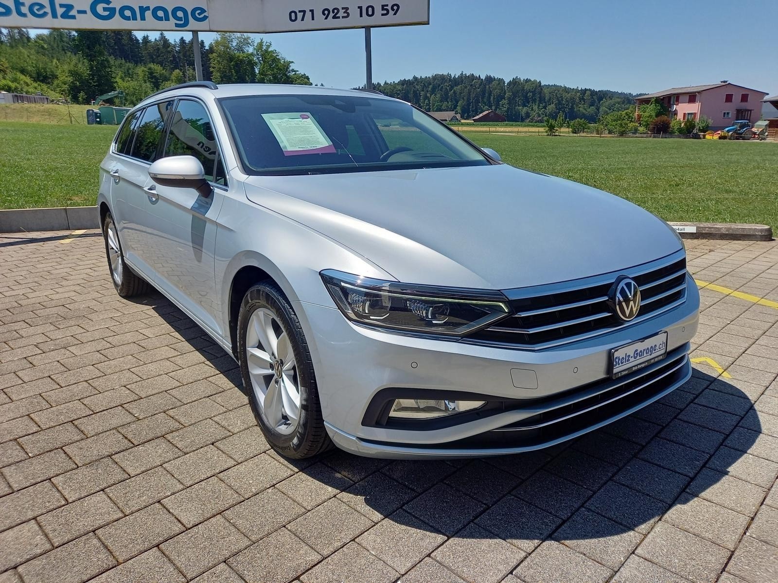 VW Passat 2.0 TDI BMT Business 4Motion DSG-image-3