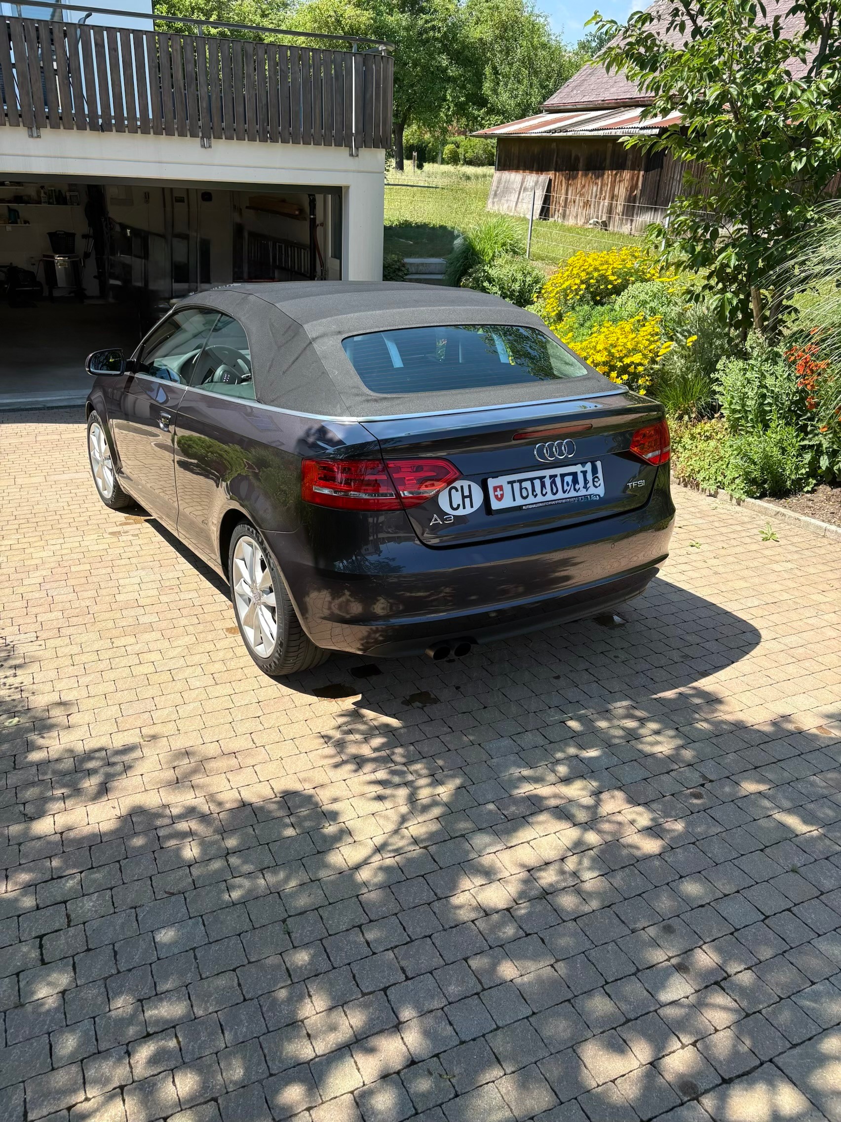 AUDI 1.4 T FSI Attraction-image-4