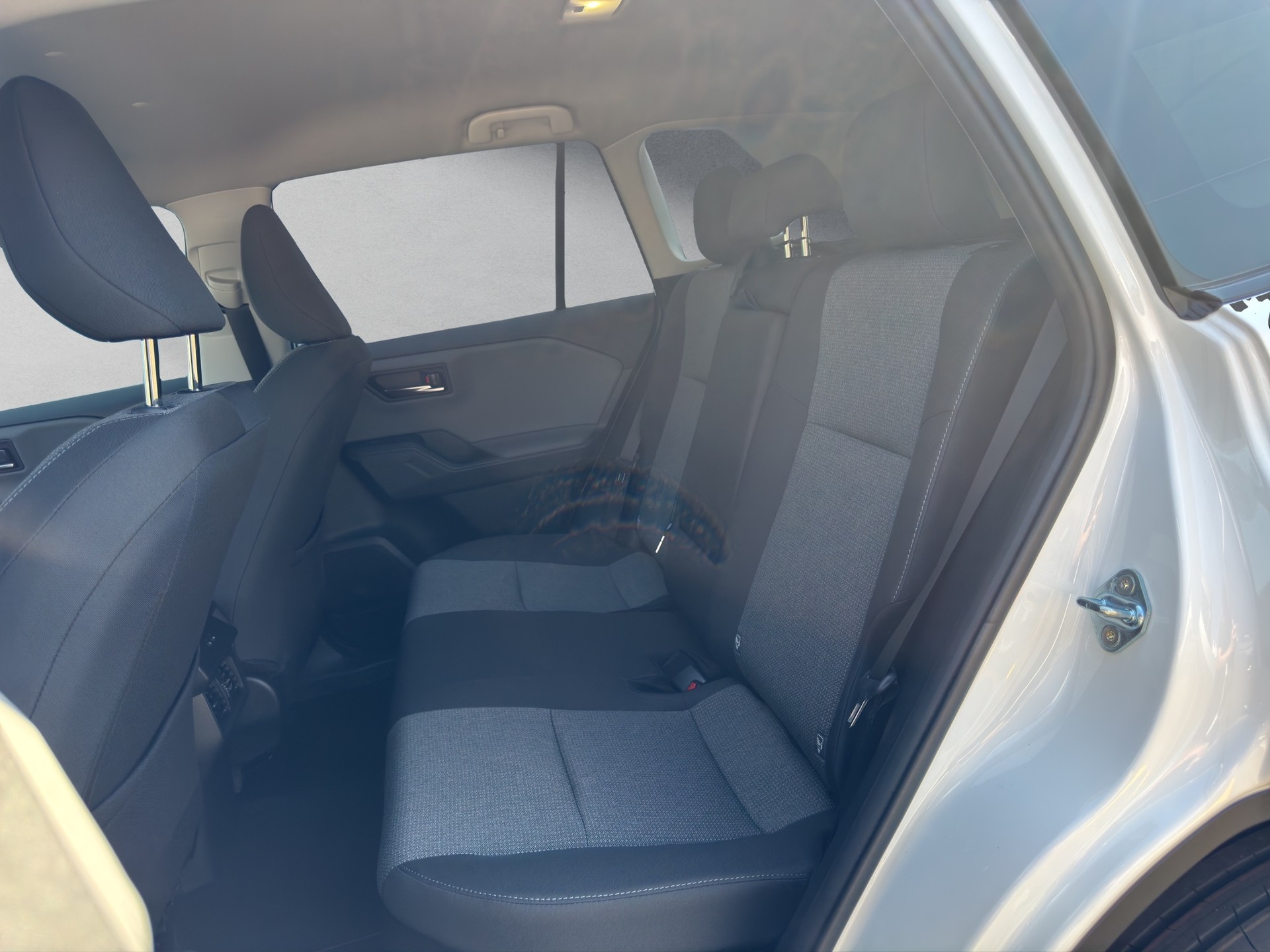 TOYOTA RAV4 2.5 HEV Trend-image-8
