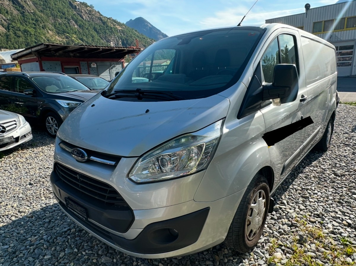 FORD Transit Custom Van 290 L2H1 Limited-image-12