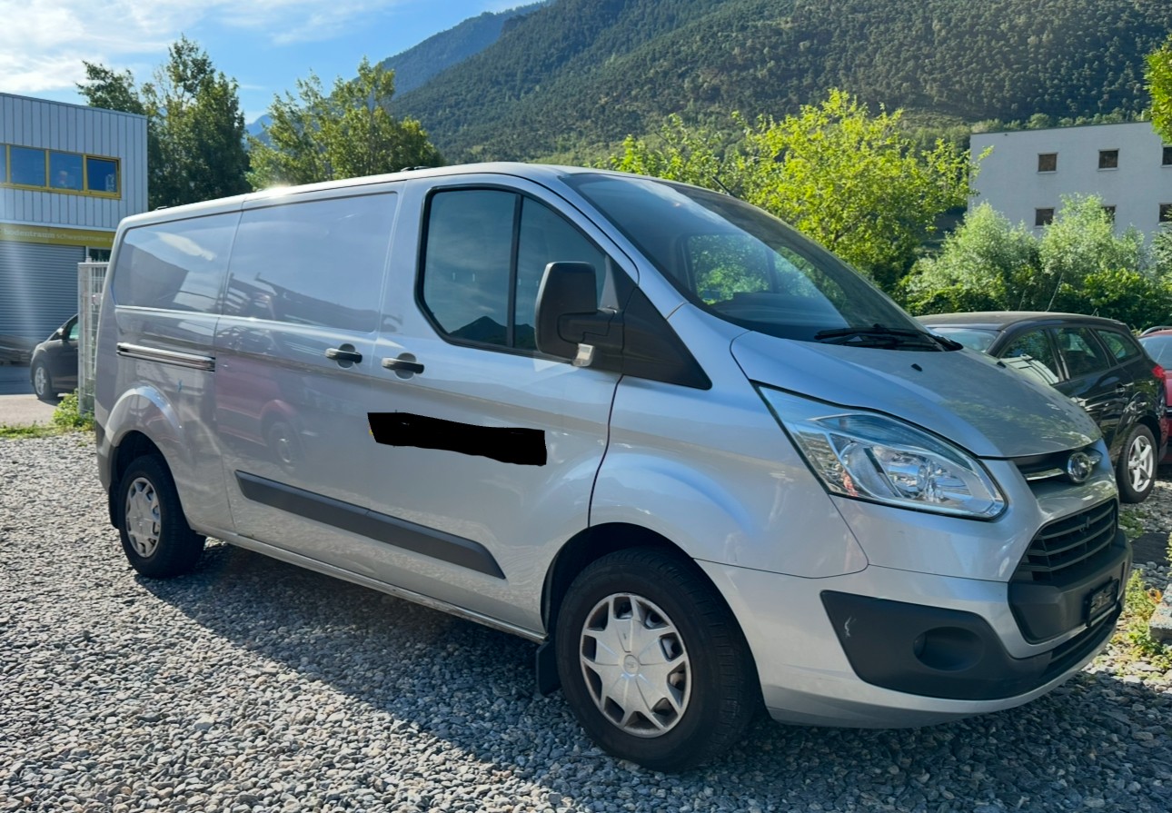 FORD Transit Custom Van 290 L2H1 Limited-image-11