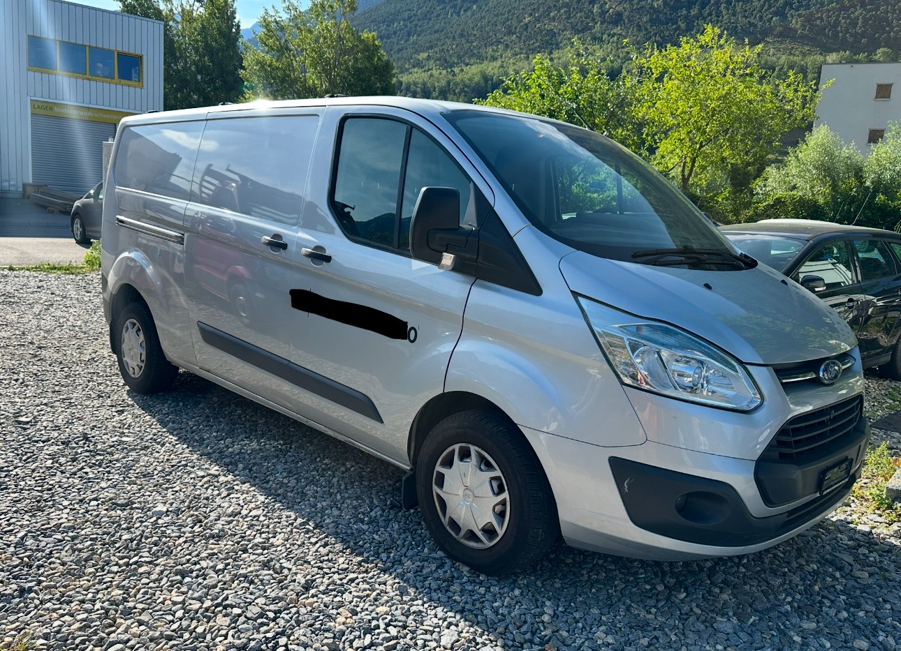 FORD Transit Custom Van 290 L2H1 Limited-image-8