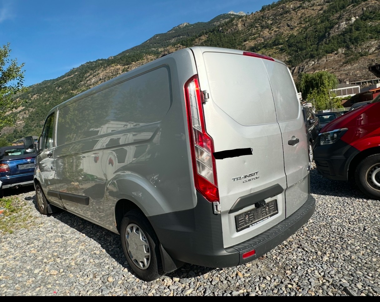 FORD Transit Custom Van 290 L2H1 Limited-image-1