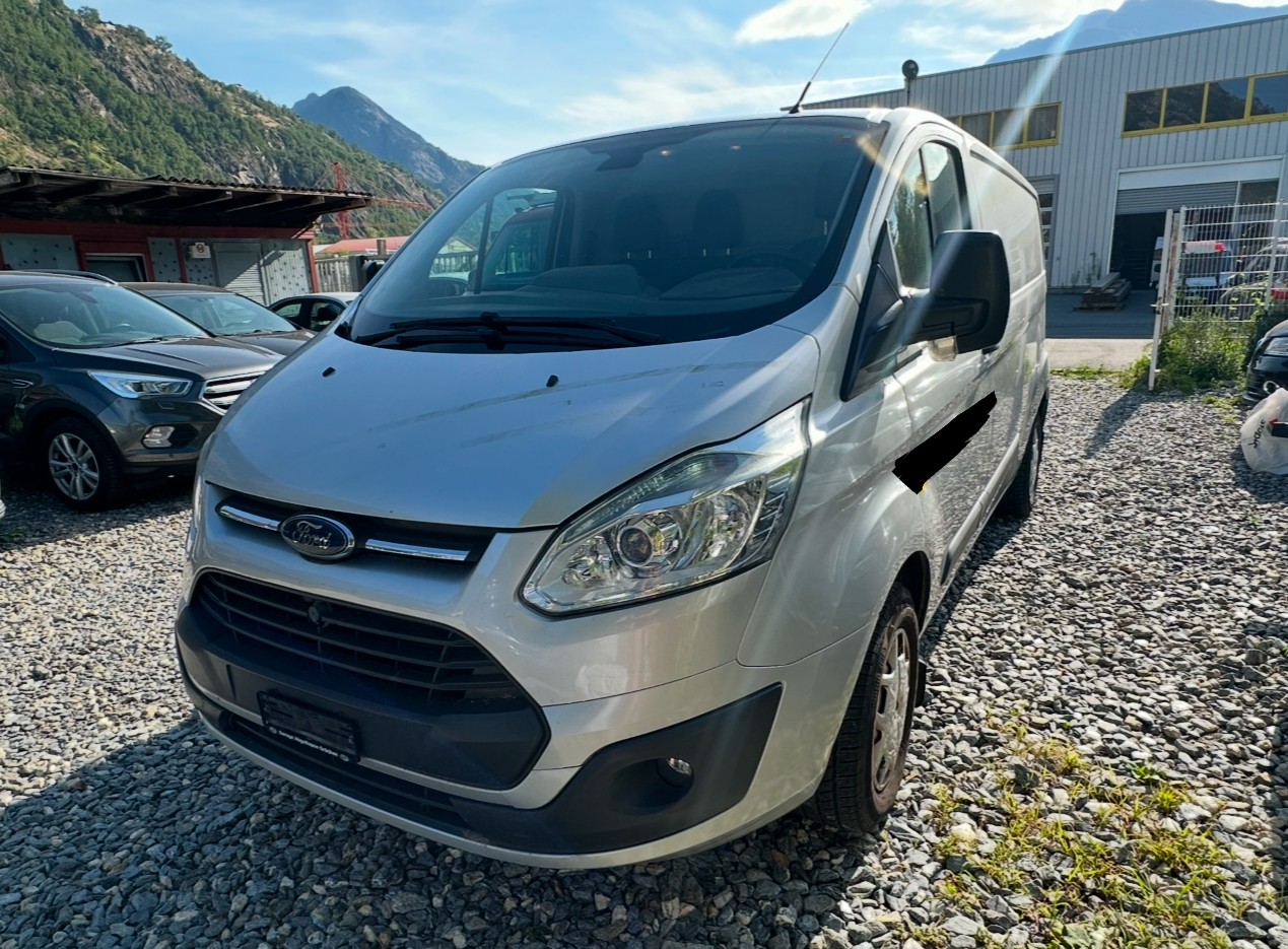 FORD Transit Custom Van 290 L2H1 Limited-image-3