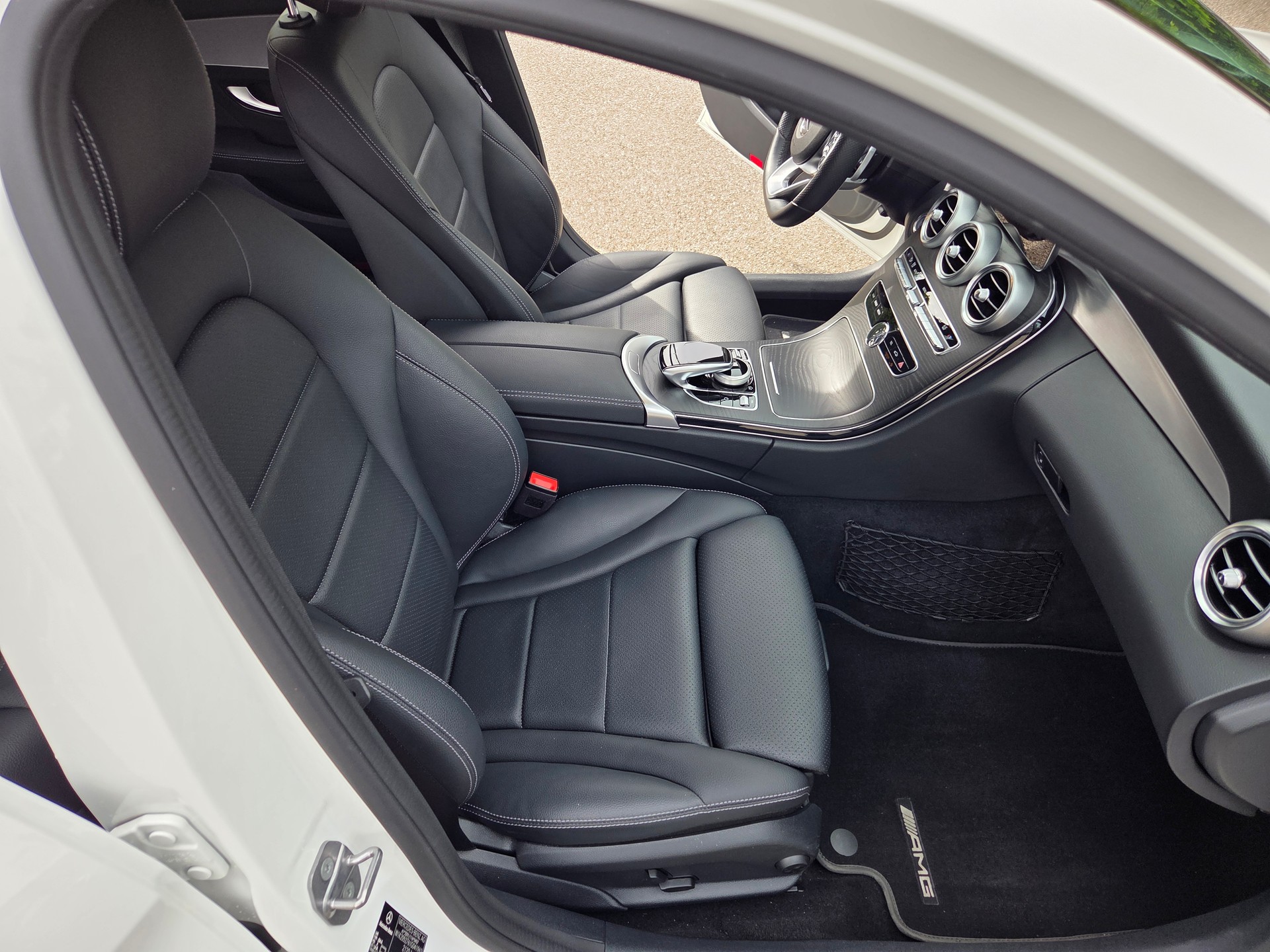 MERCEDES-BENZ C 180 AMG Line-image-2